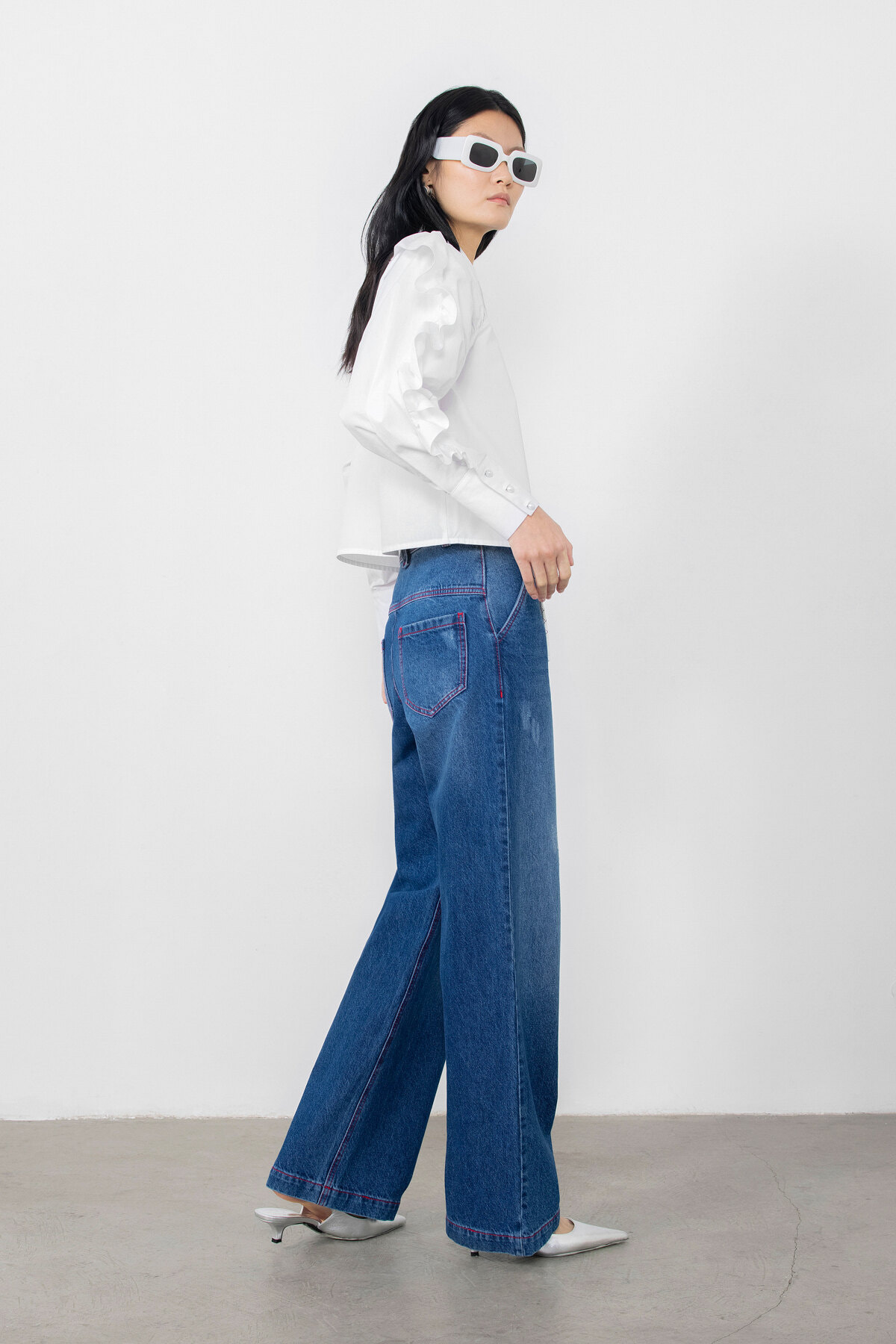 Dikiş Detaylı Düğmeli Jean Pantolon