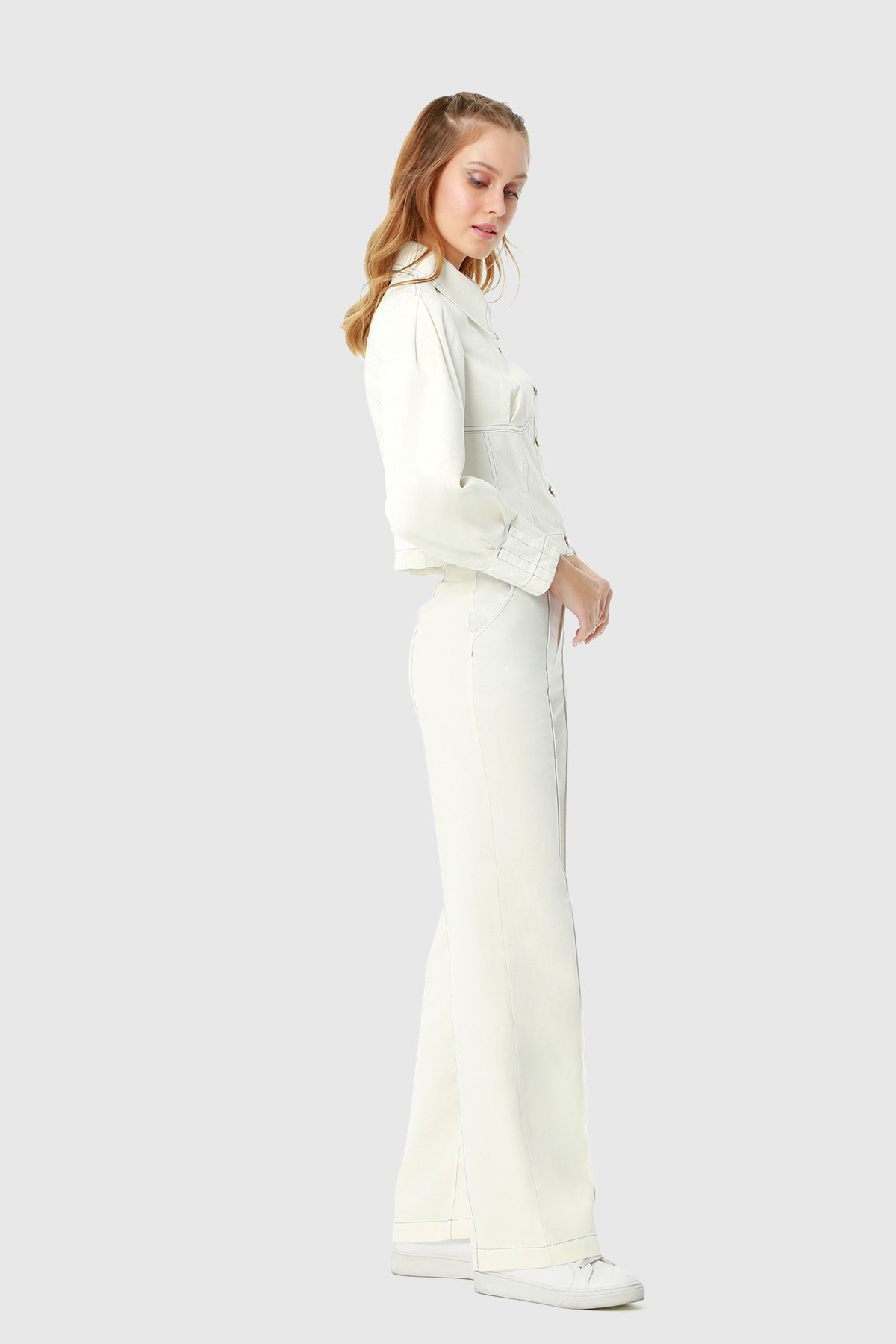 Kontrast Dikiş Detaylı Düğmeli Rahat Kesim Kısa Kot Ceket