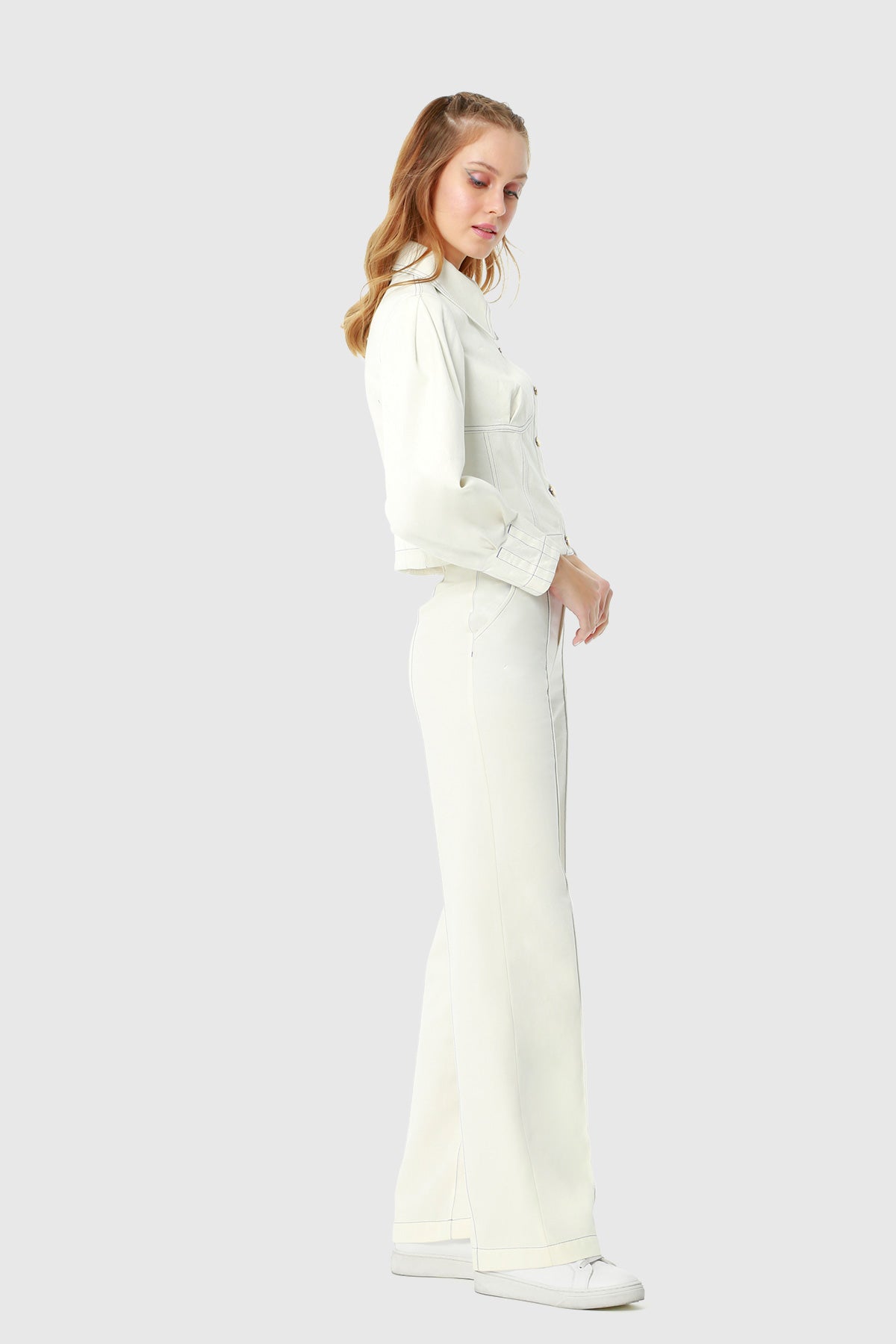 Kontrast Dikiş Detaylı Düğmeli Rahat Kesim Kısa Kot Ceket