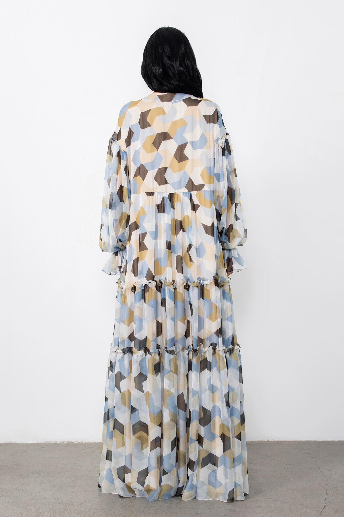 Bağlama Detaylı İşlemeli Desenli Uzun Kloş Elbise