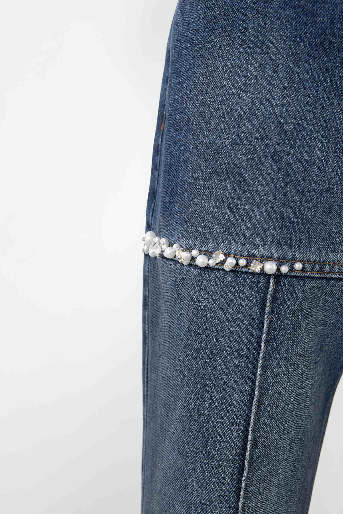 İşleme Detaylı Jean Pantolon