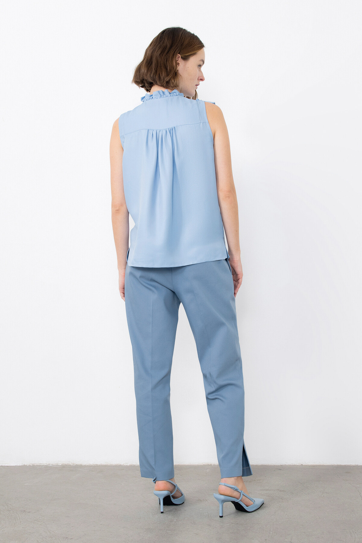Fırfırlı İşleme Detaylı Bluz