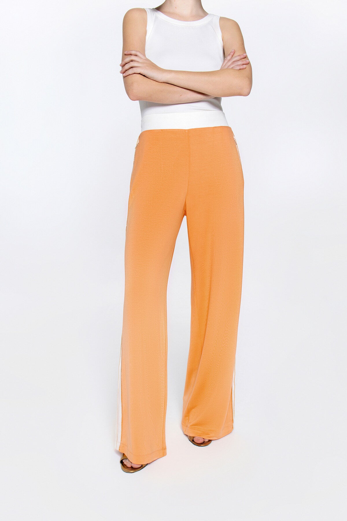 Yanlar Sim İp Dikiş Süslemeli Somon Eşofman Altı