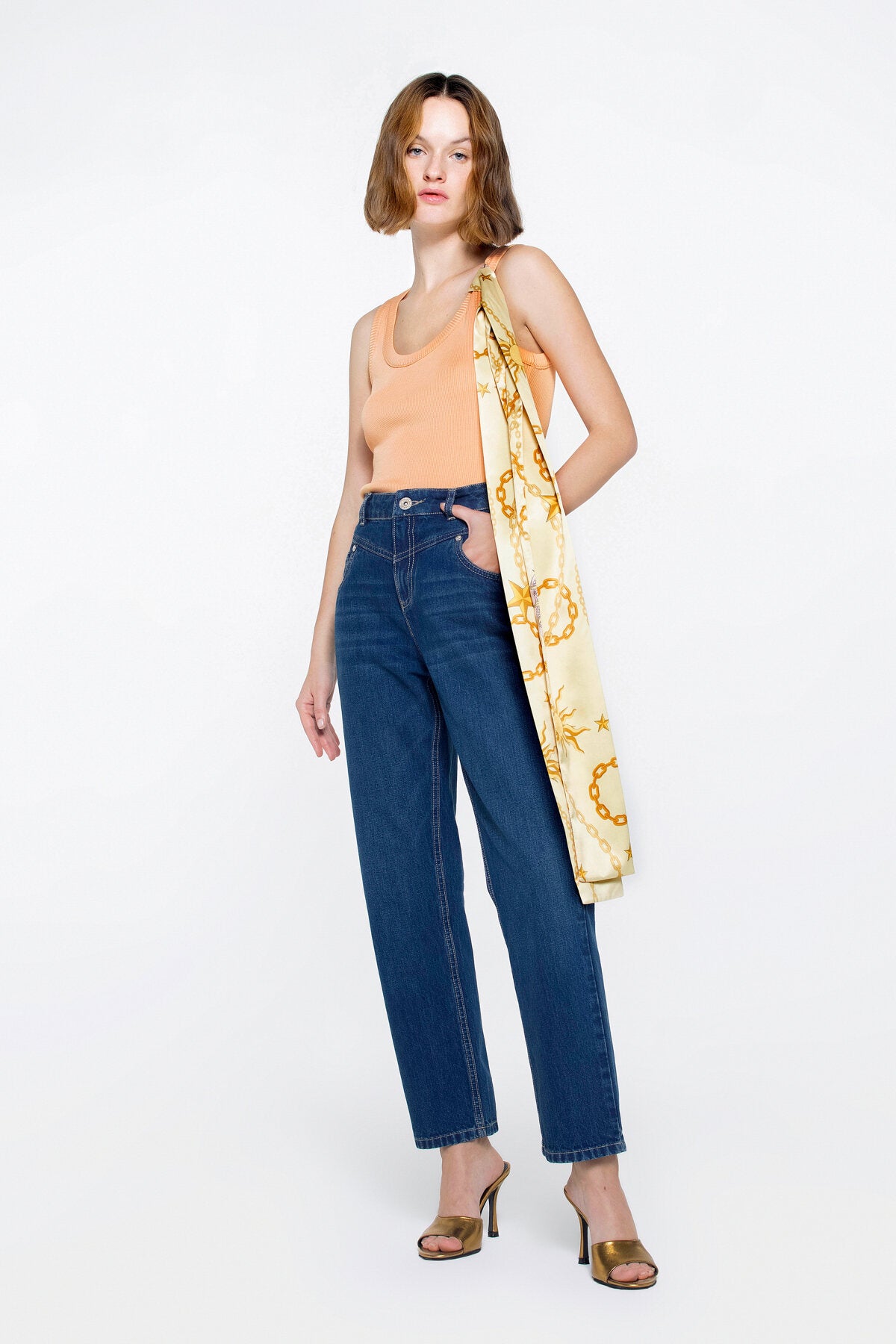 Tarot Desen Kuşak Bağlama Detaylı Askılı Somon Crop