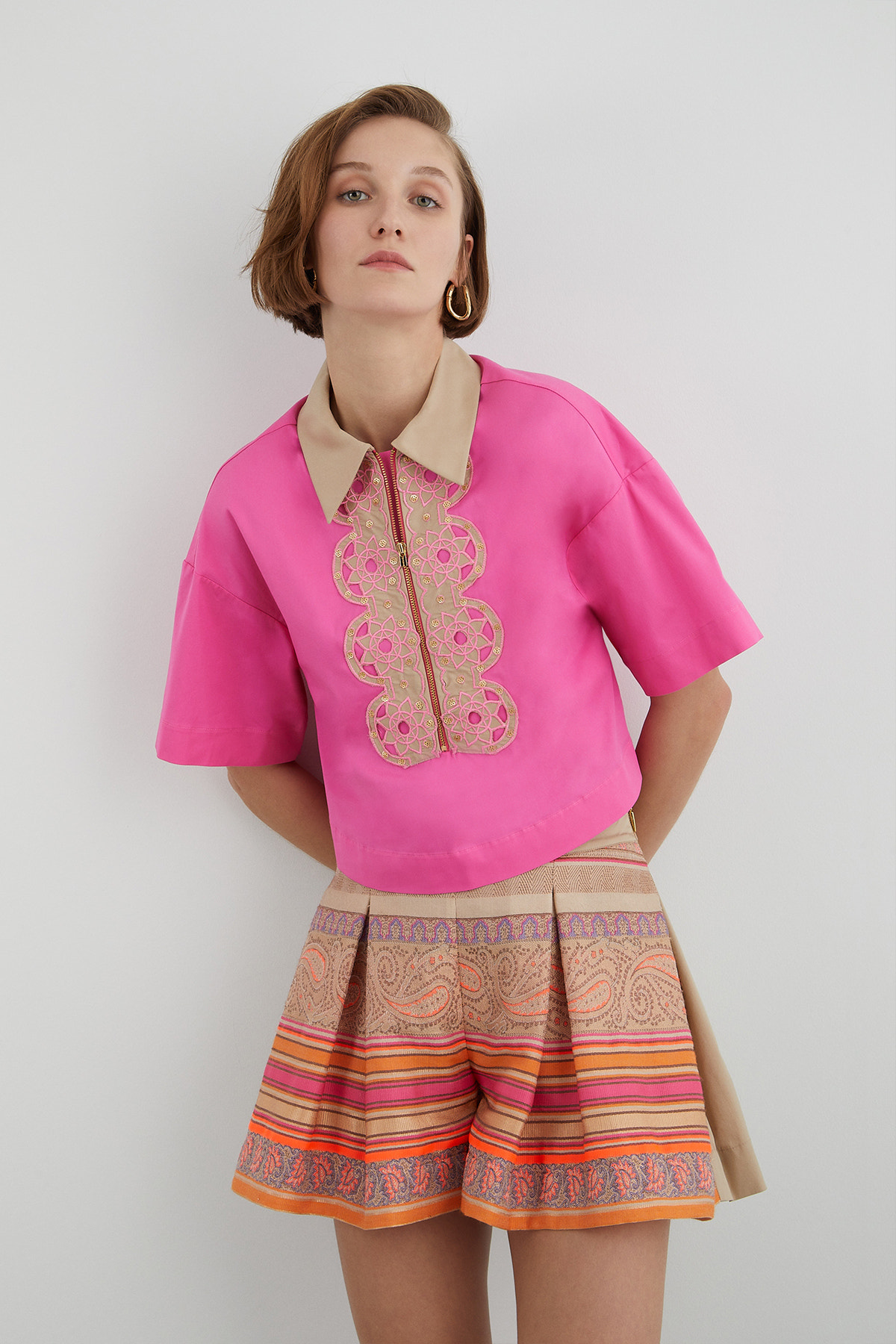 Nakış Detaylı Önden Fermuarlı Pamuklu Gömlek