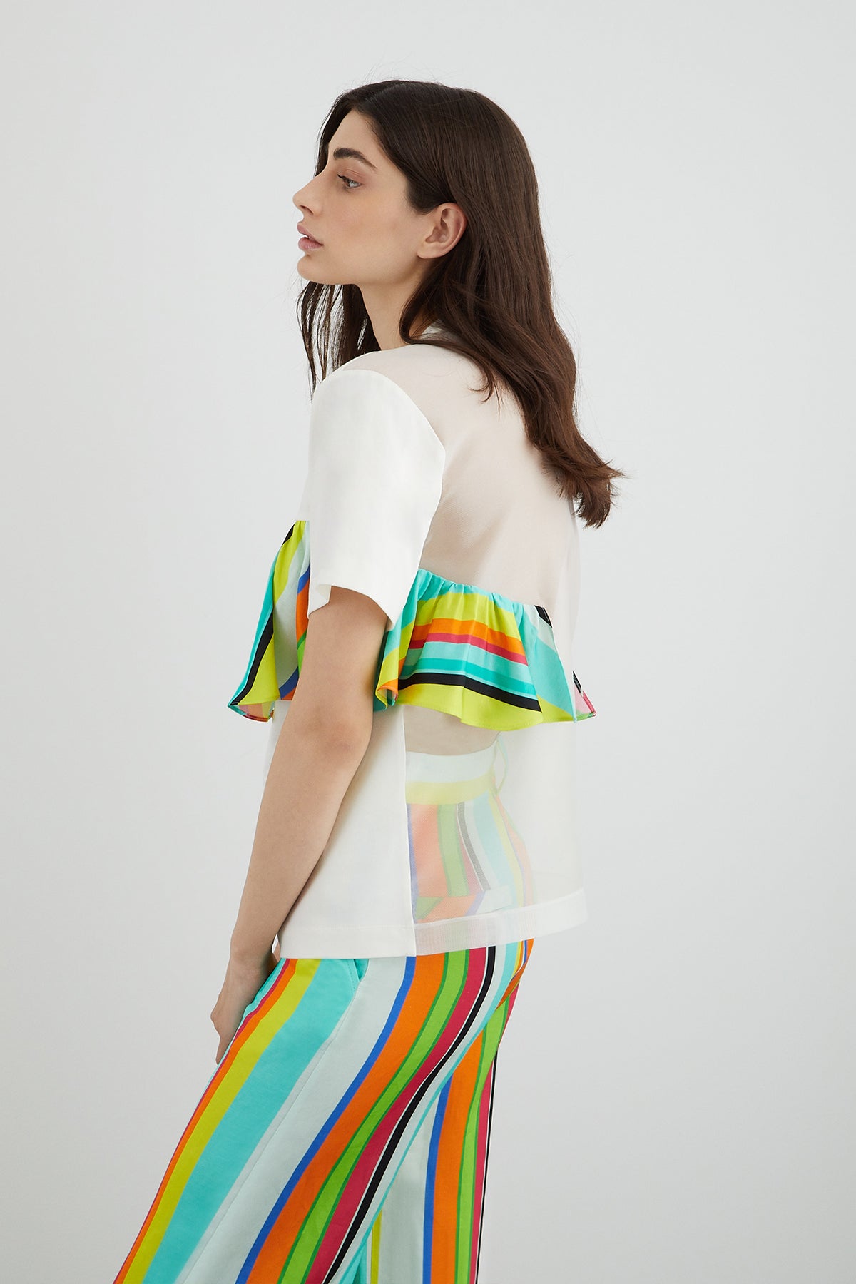 Üstü İşlemeli Pamuklu T-shirt