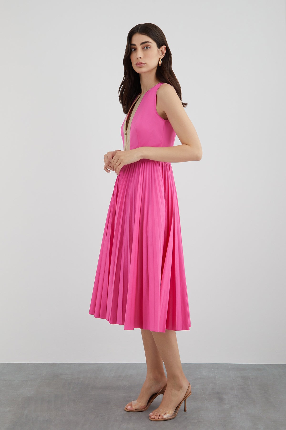 Ön Beden Fermuar Detaylı Eteği Piliseli Midi Elbise