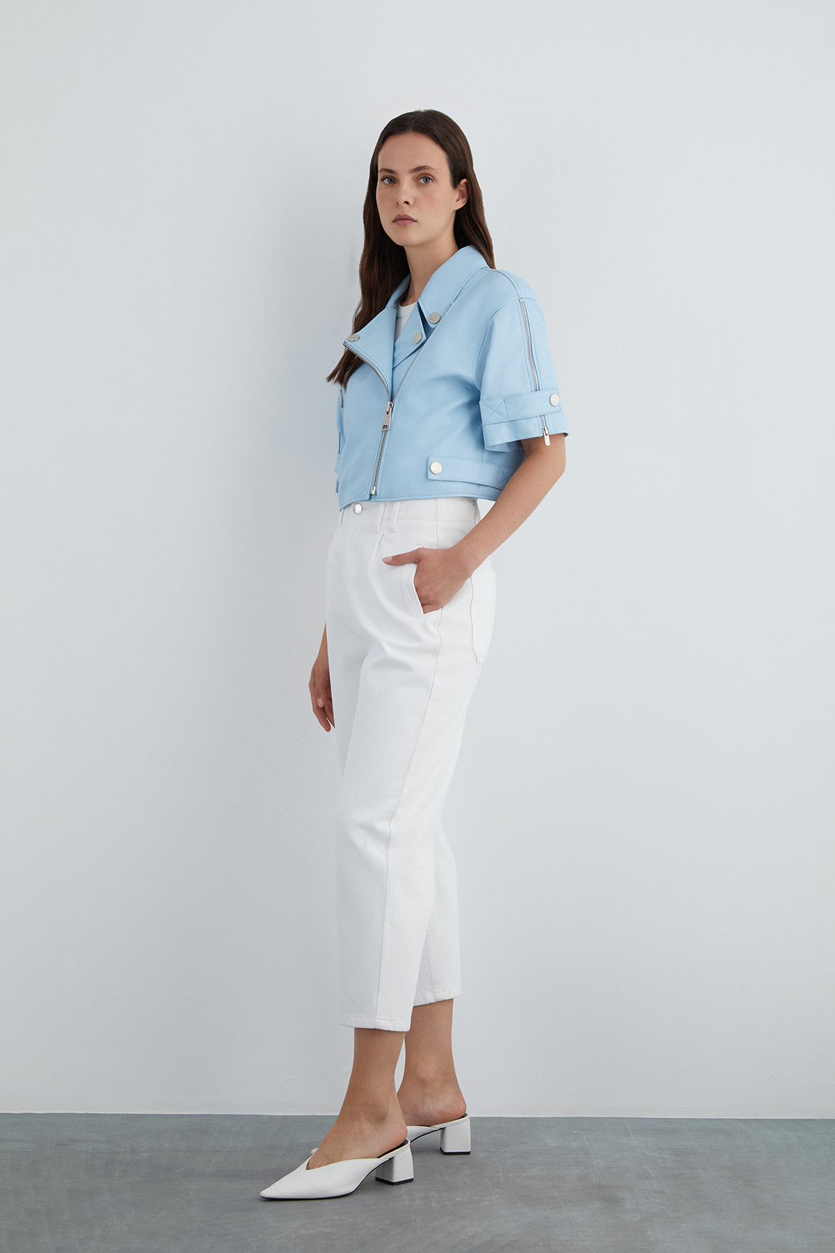 Kol Fermuar Detaylı Mavi Renk Deri Ceket