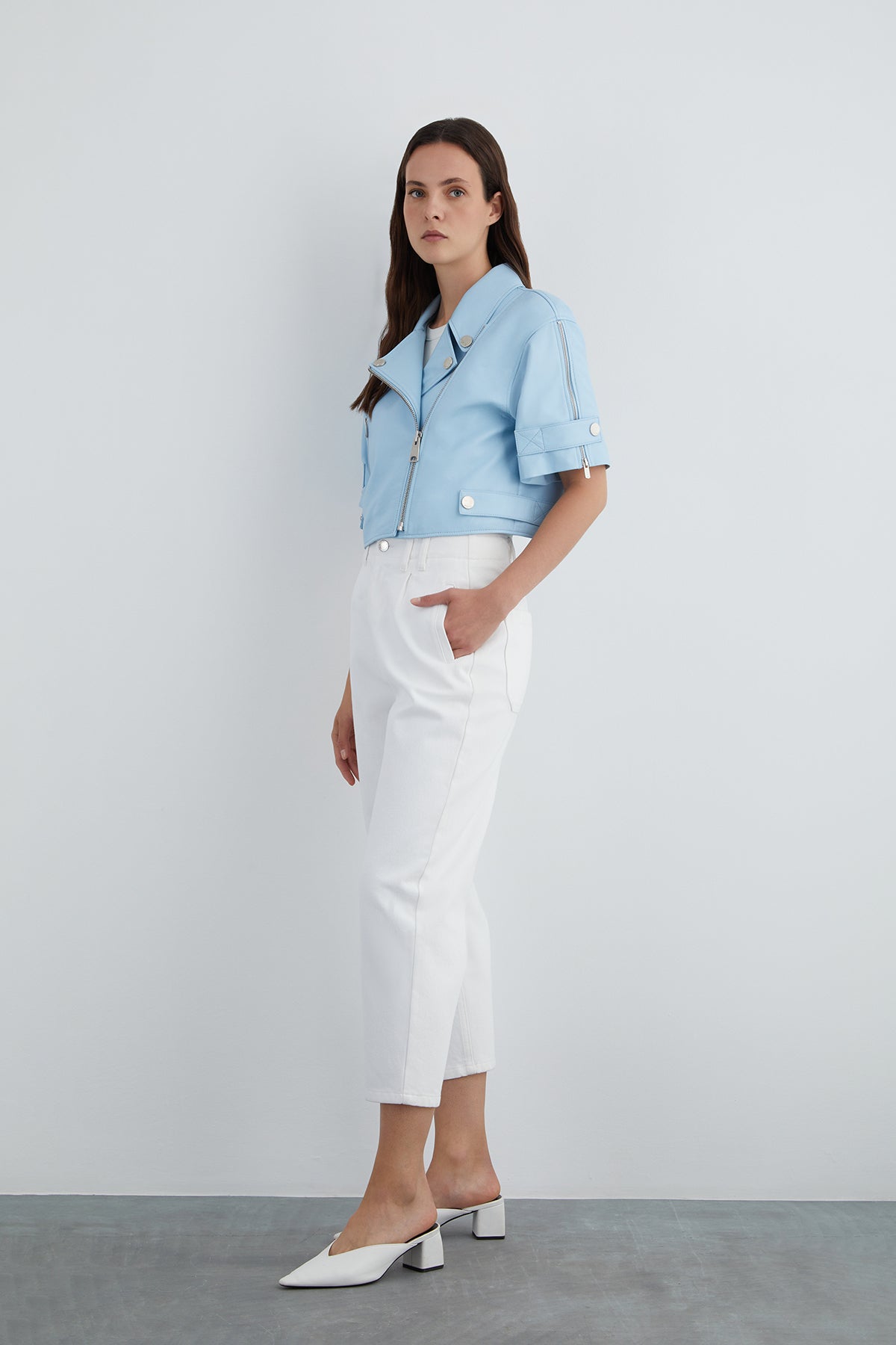 Kol Fermuar Detaylı Mavi Renk Deri Ceket