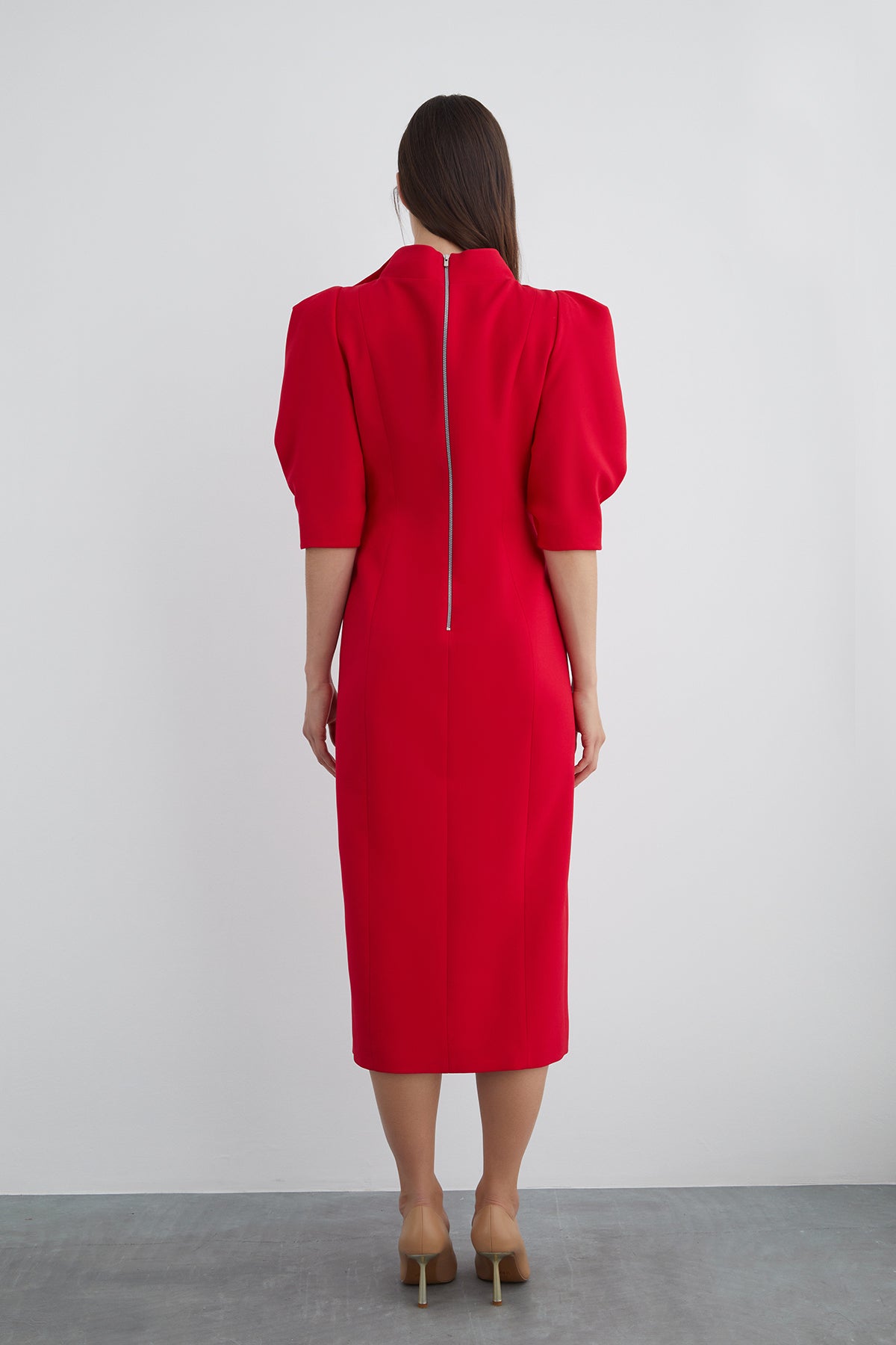 İşleme Detay Önü Yırtmaçlı Karpuz Kollu Midi Boy Elbise