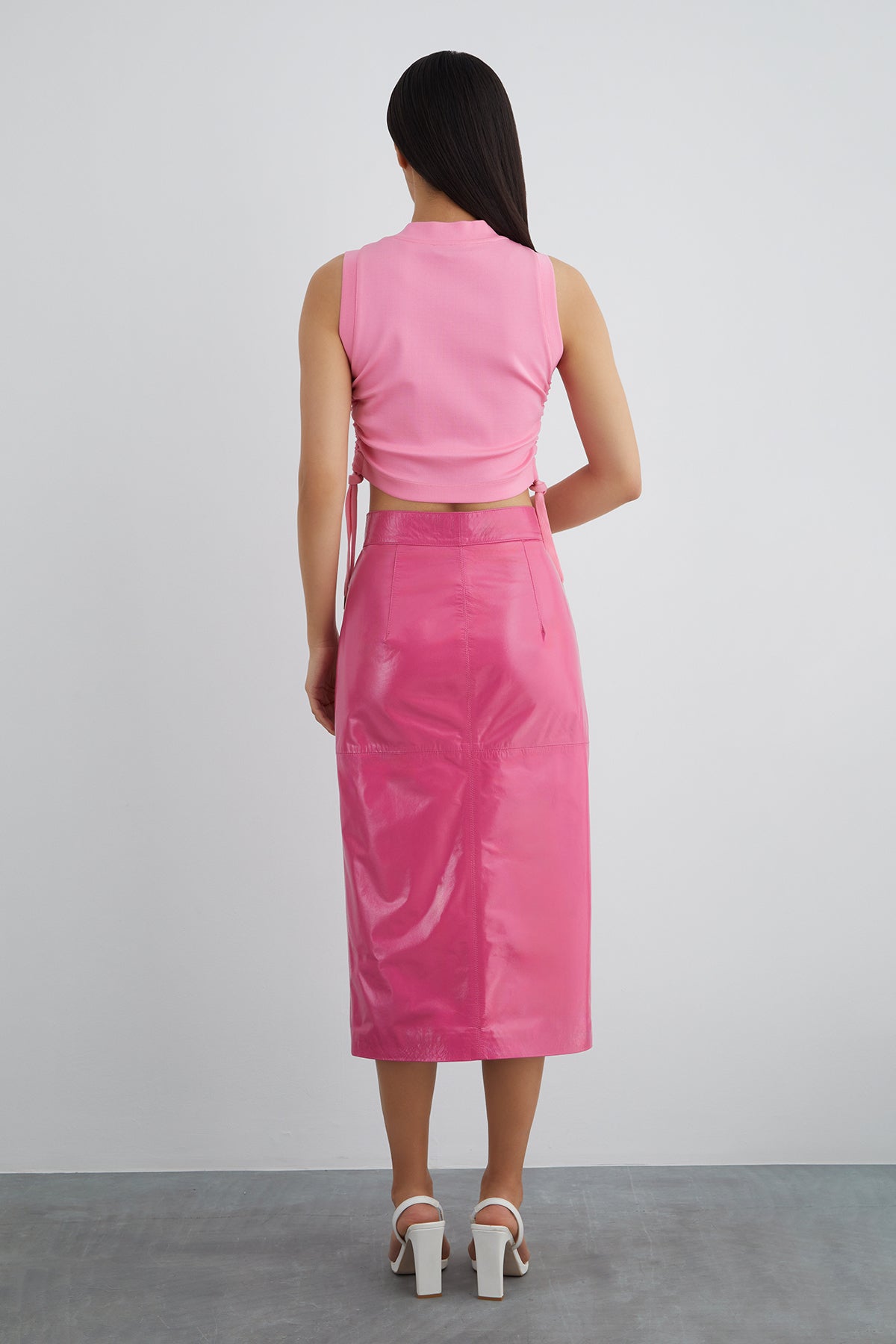 Yıldız Pleksi Detaylı Pembe Kolsuz Crop