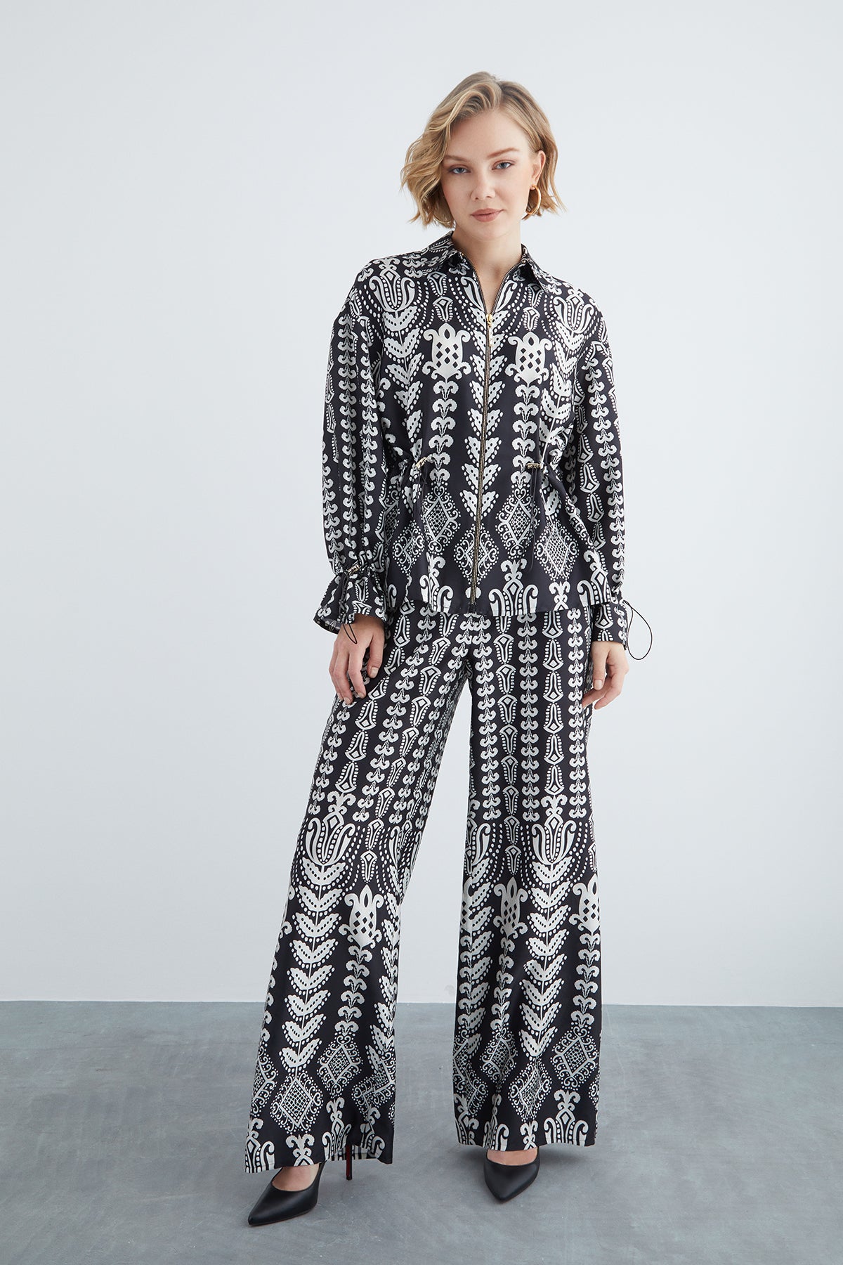 Önü Fermuarlı Pijama Takımı