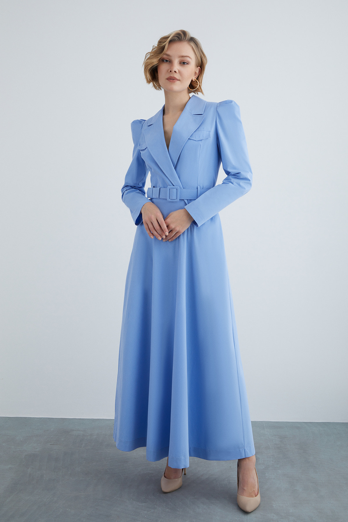 Kruvaze Kapamalı Kemer Detaylı Maxi Elbise