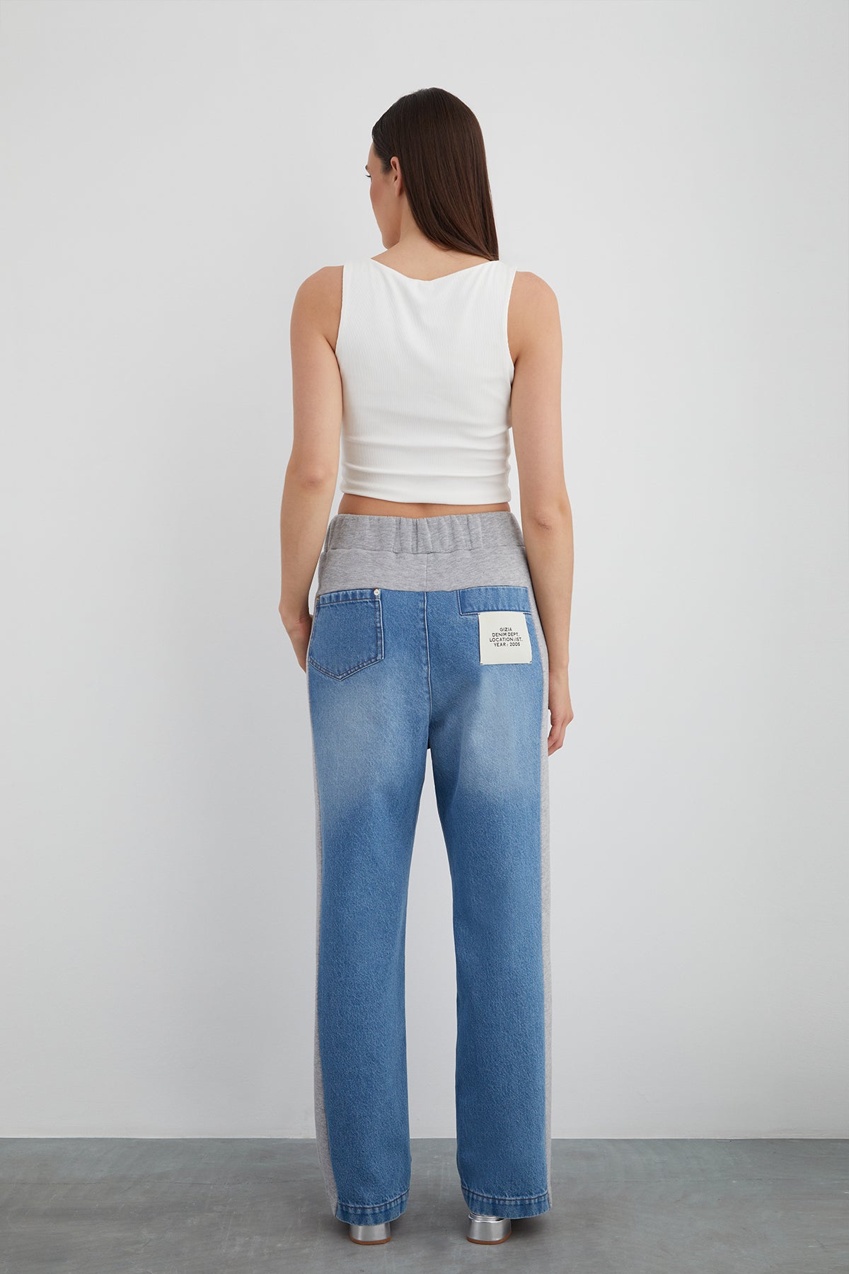 Taşlı Kordon Ve Etiket Detaylı Jean Garnili Şık Pantolon