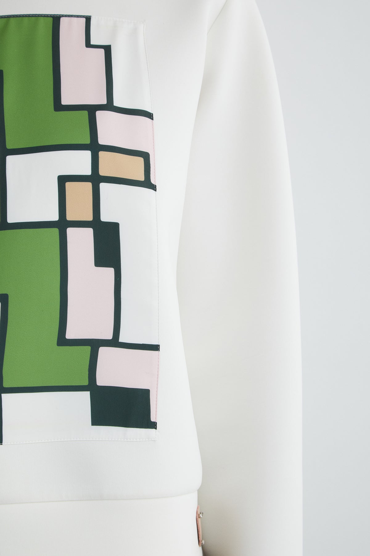 Ön Beden Özel Desen Ekru Sweatshirt