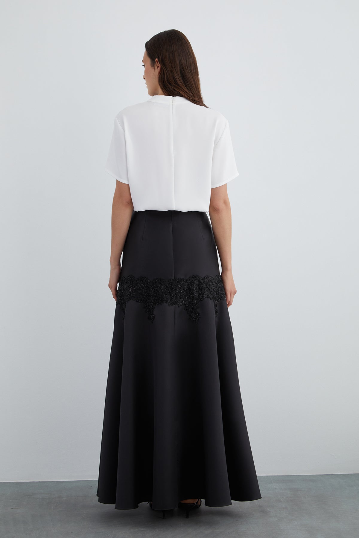 Dantel Detaylı Maxi Boy Etek