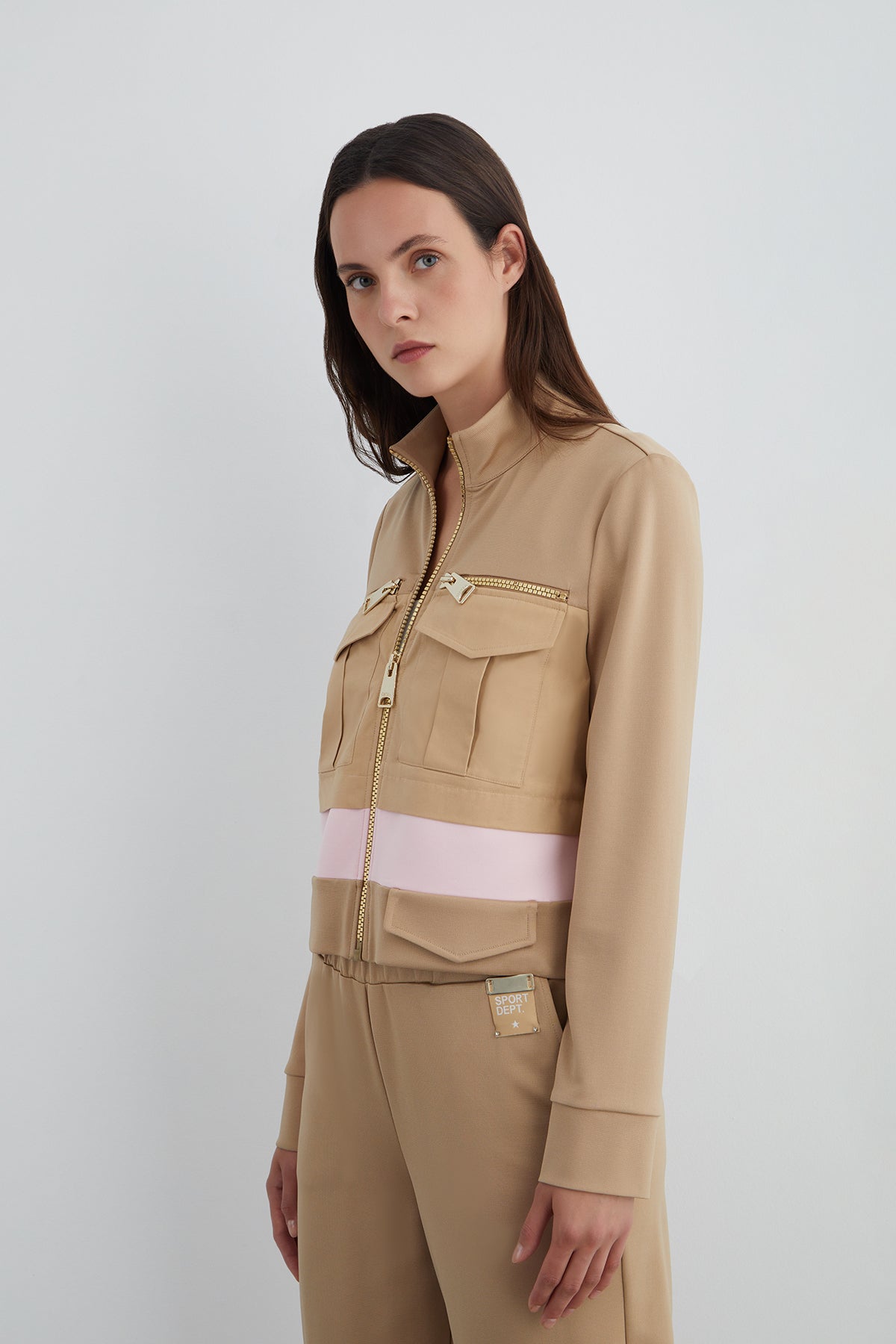 Metal Aksesuar Ve Etiket Detaylı Kutu Form Geniş Cep Ceket