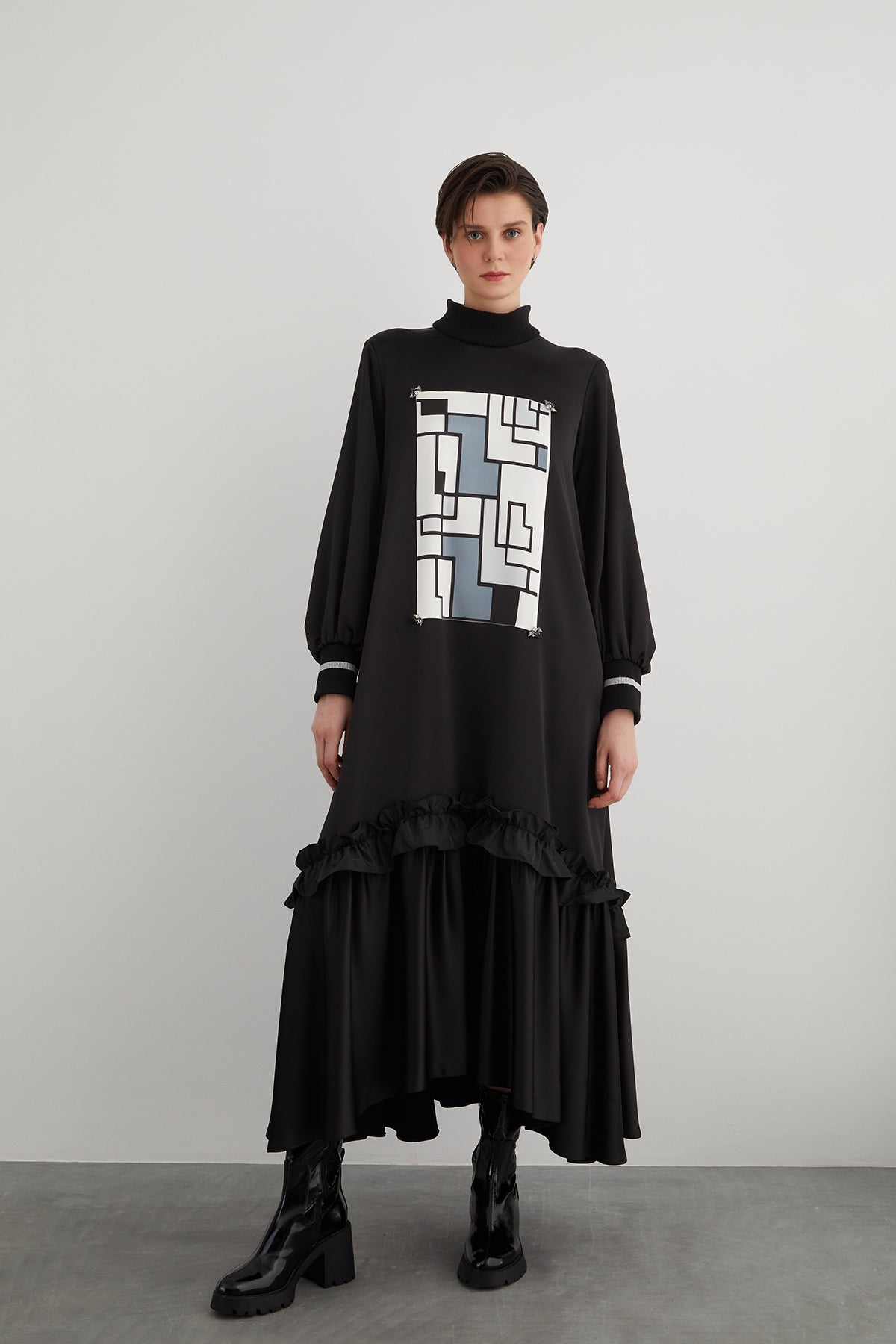 Özel Pano Desen Detaylı Triko Manşetli Dik Yaka A Form Uzun Elbise