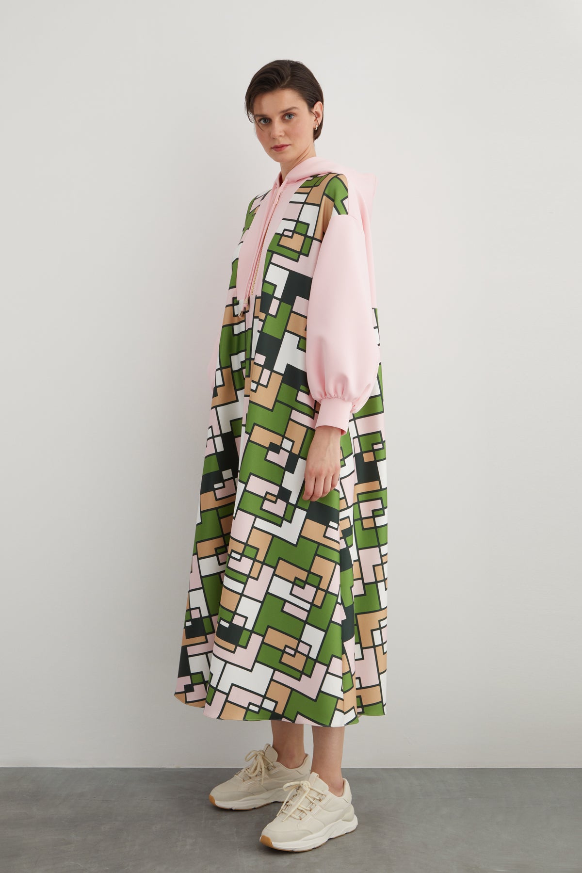 Fermuar Detaylı Kapüşonlu Özel Desen Scuba Elbise