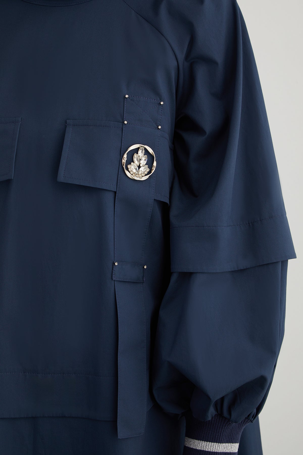 Arka Yaka Dekolteli Eteği Organze A Form Uzun Elbise