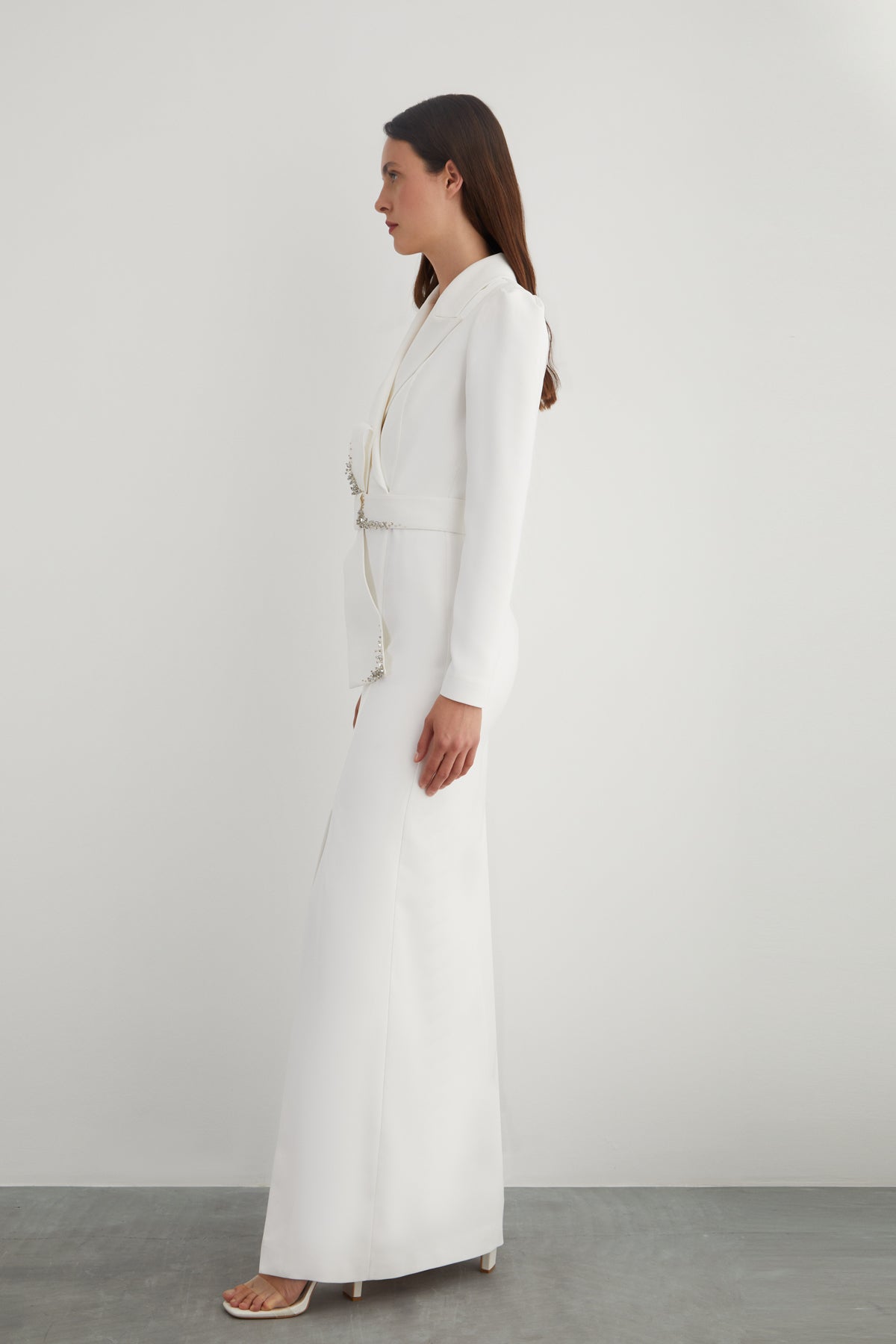 Yırtmaçlı Erkek Yaka Uzun Abiye Elbise