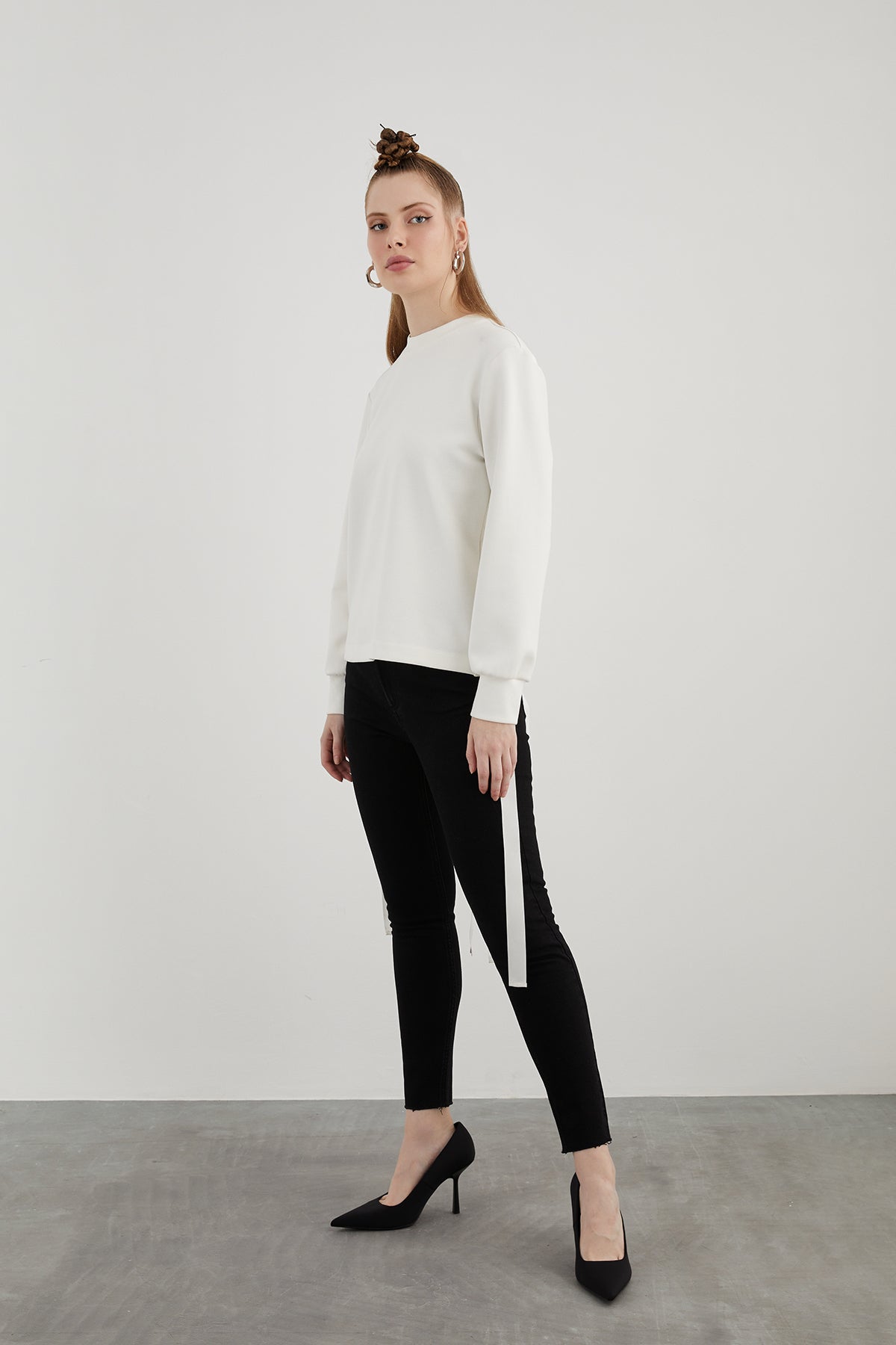 Bisiklet Yakalı Rahat Kesim Sweatshirt