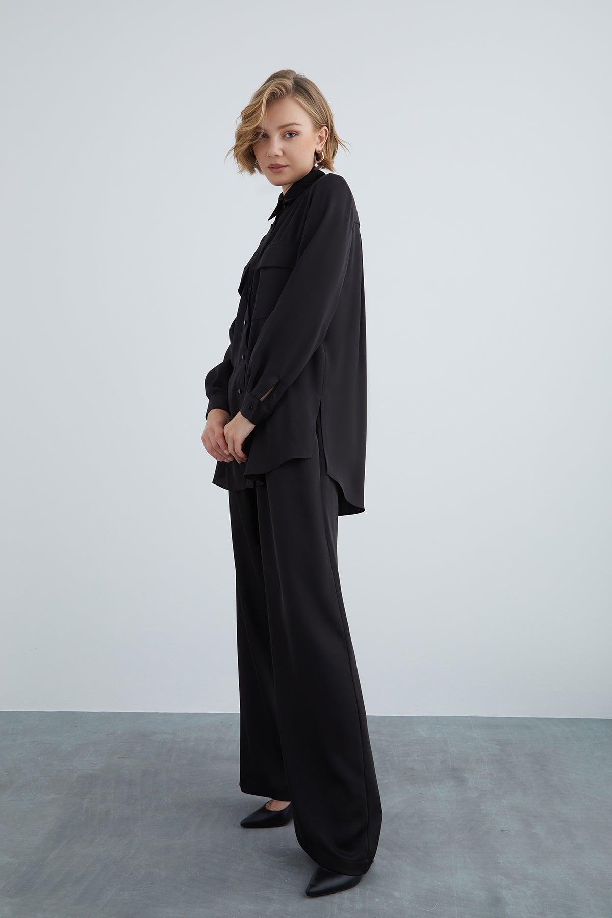 Rahat Kesim Gömlek Ve Beli Lastikli Geniş Paça Pijama Takımı