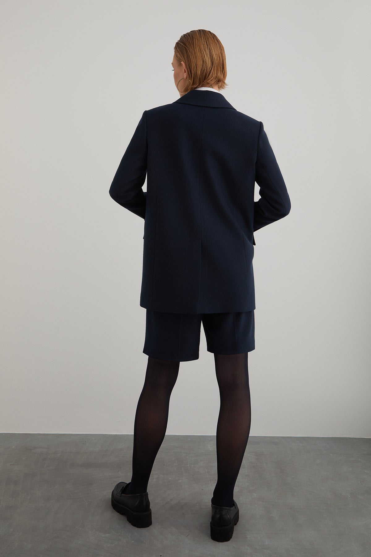 Şortlu Ve Bleazer Ceketli Takım