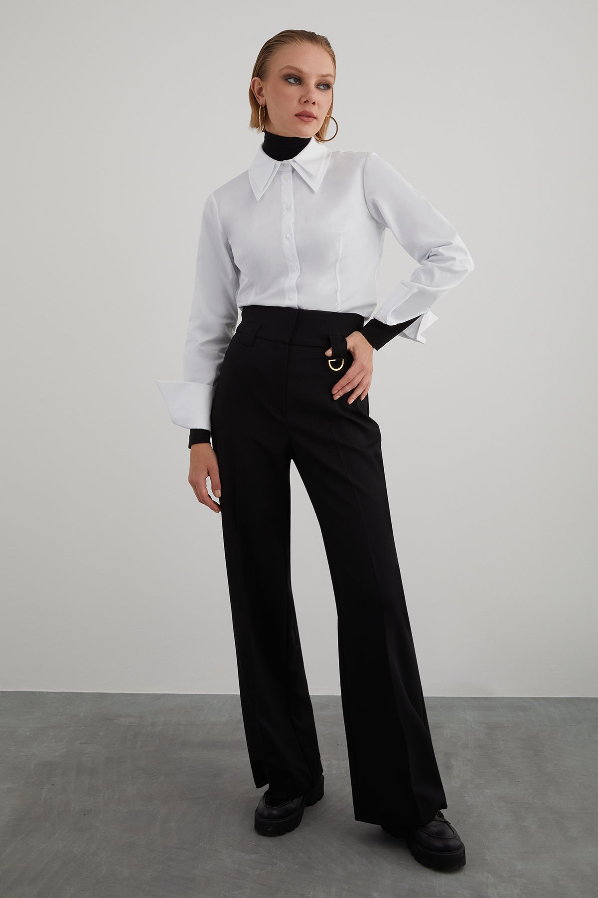 Fit Kesim Likralı Poplin Pamuk Gömlek