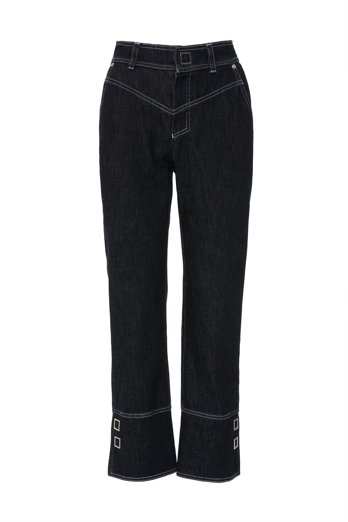 Yan Paçalar Kare Çıtçıt Detaylı Arka Cep Nakışlı Jean Pantolon