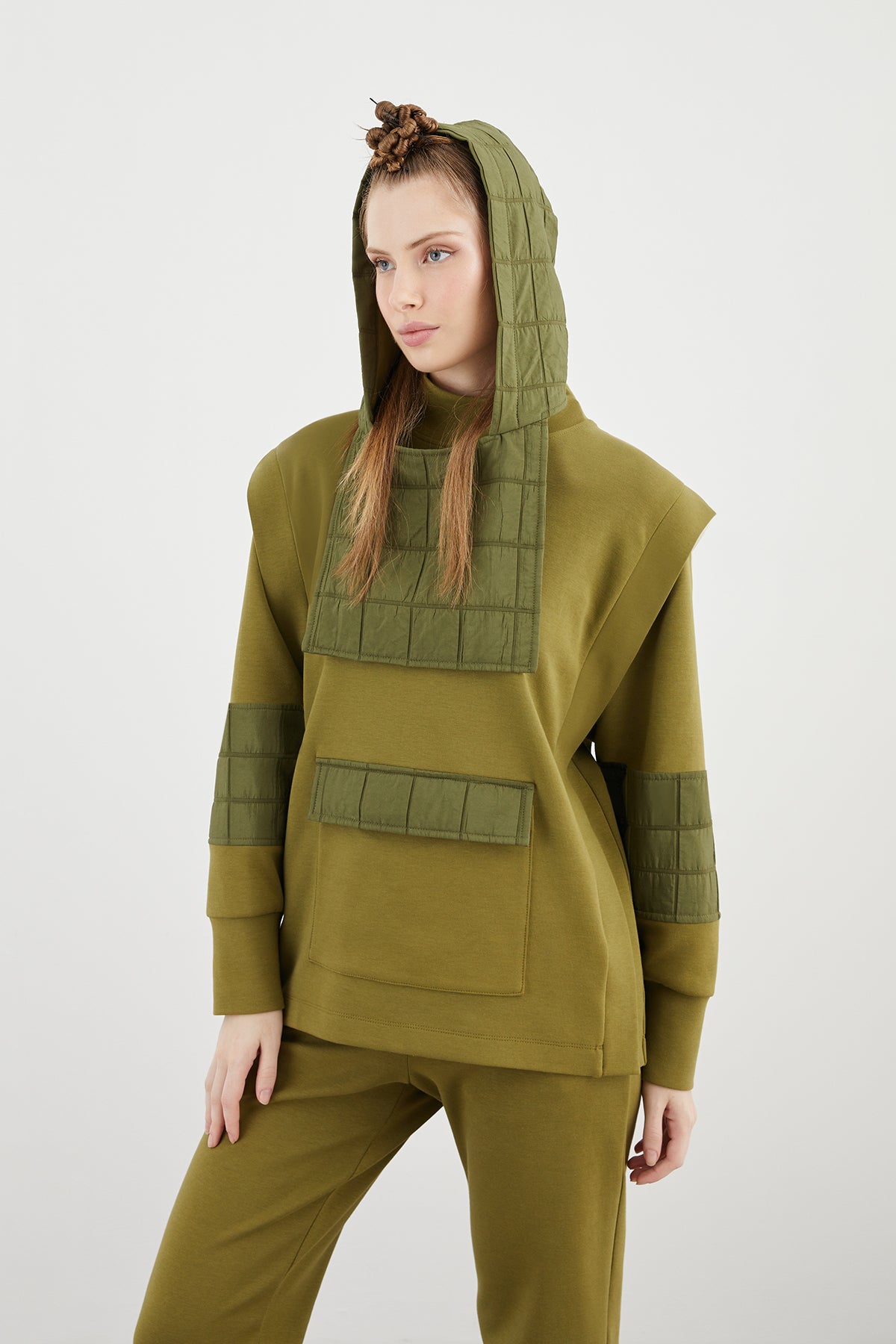 Beli Lastikli Rahat Kesim Örme Haki Eşofman Takımı