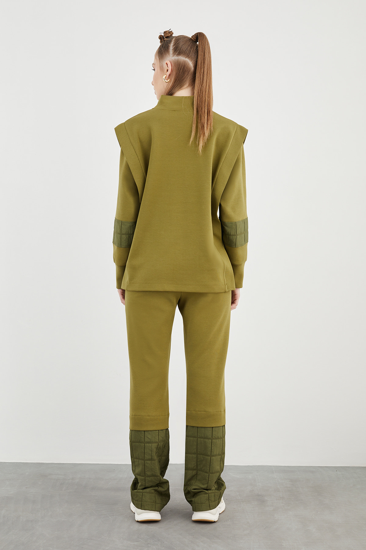 Beli Lastikli Rahat Kesim Örme Haki Eşofman Takımı