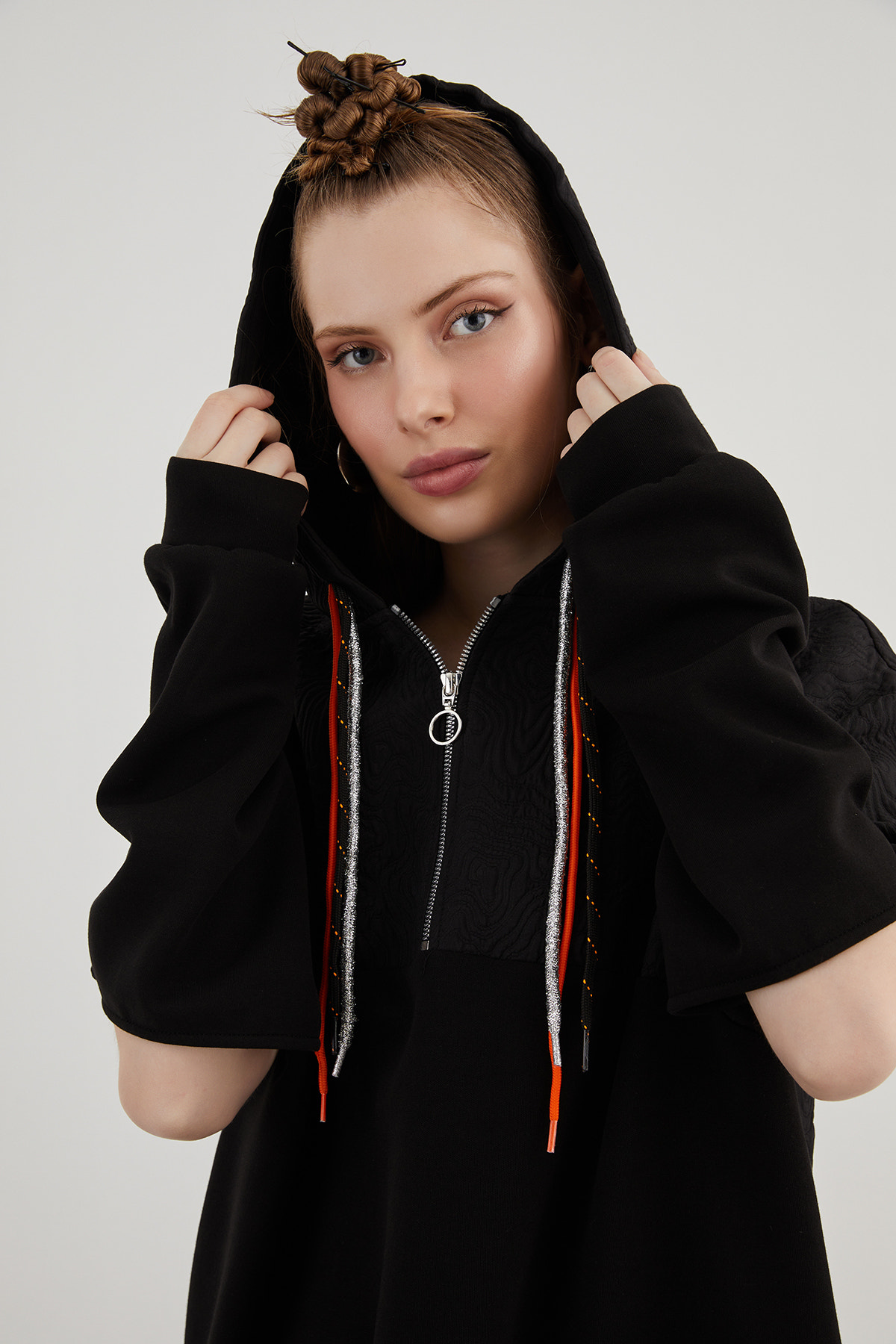 Kol Pencere Detaylı Oversize Sweatshirt