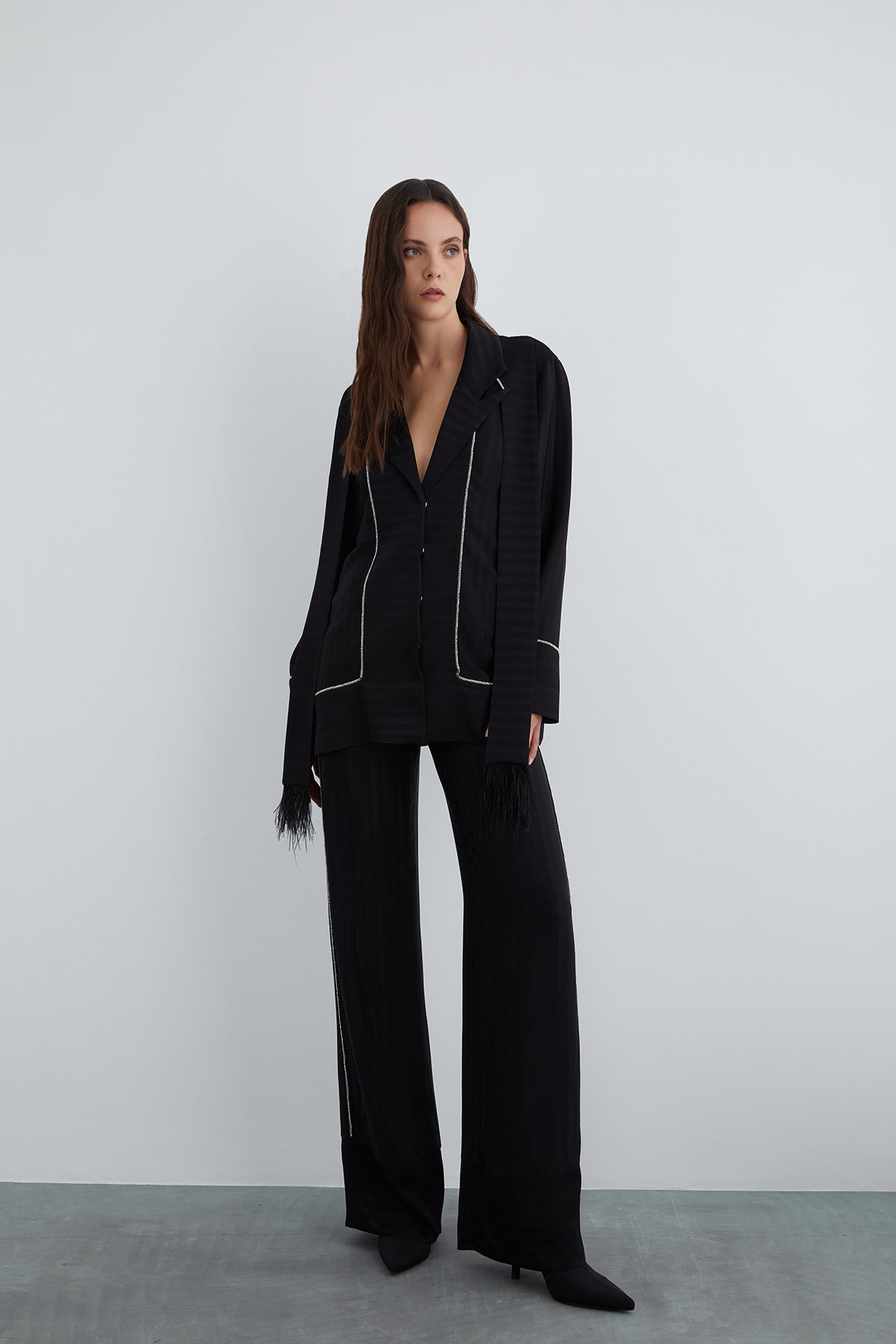 Şerit Detaylı Çıtçıt Kapama Gömlek