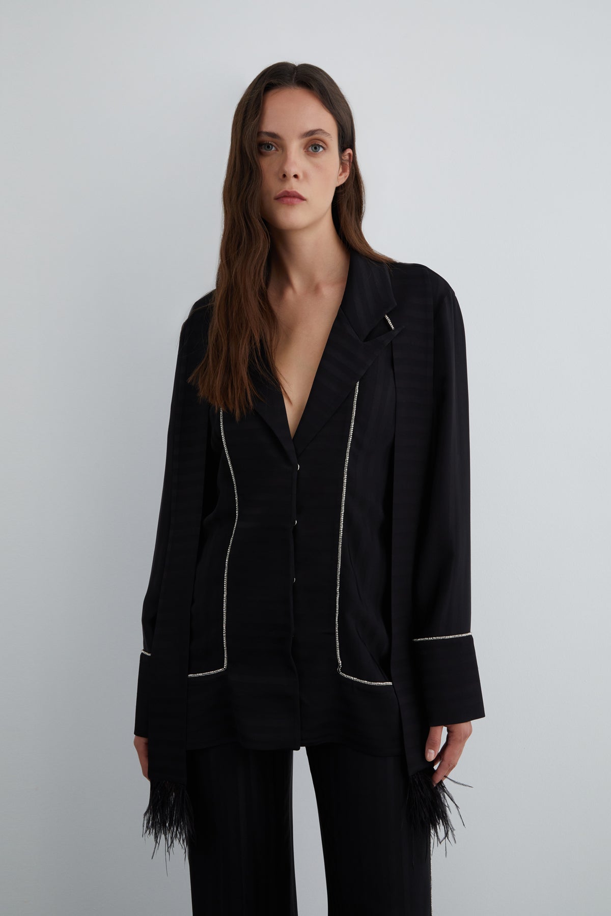 Şerit Detaylı Çıtçıt Kapama Gömlek