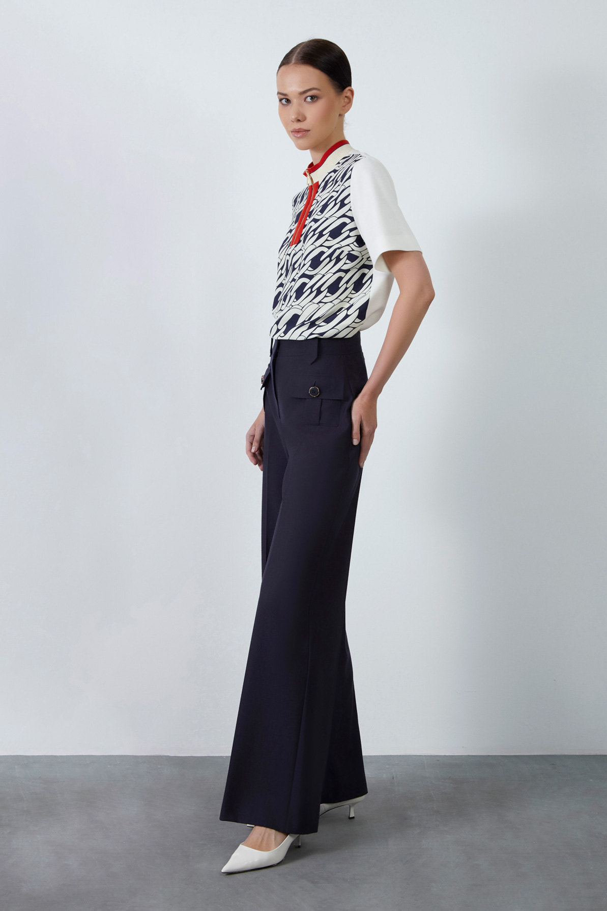 Kapaklı Cep Detaylı Bol Paça Pantolon