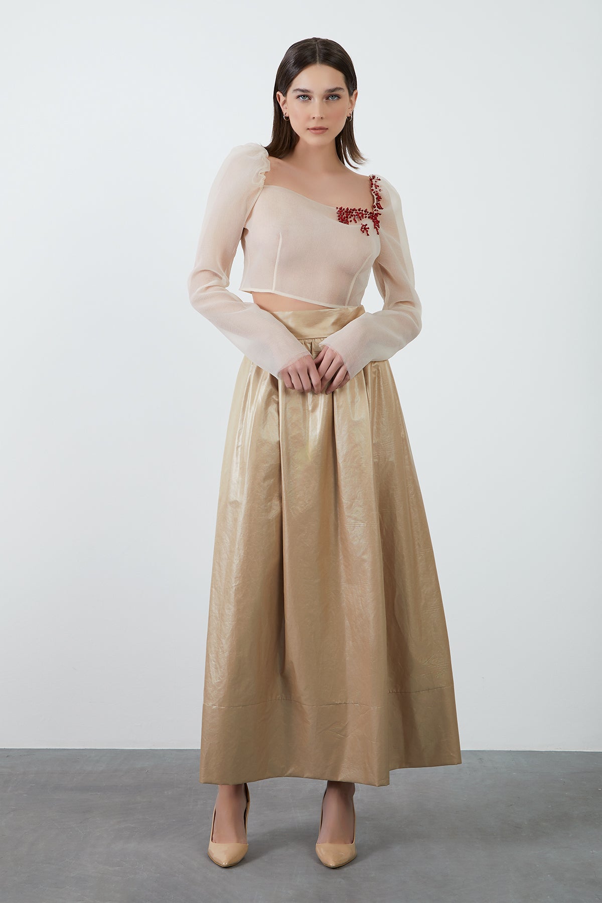 İşleme Detaylı Tül Bluz