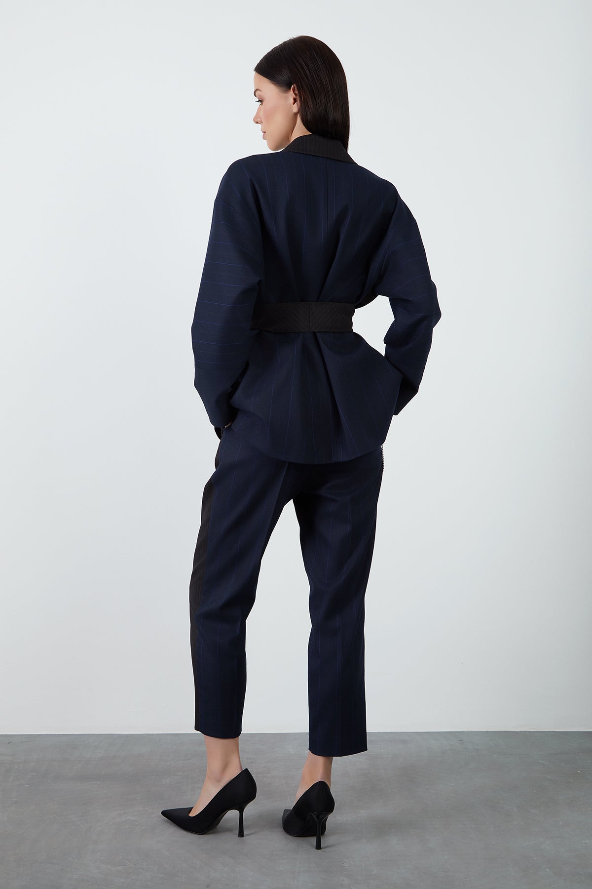 Zincir Detaylı İşlemeli Ceket