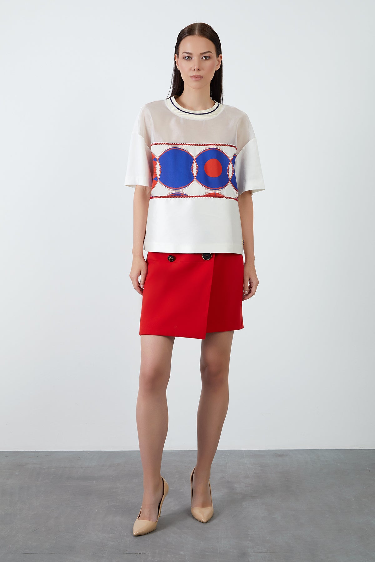 Dikiş Detaylı Triko Yaka Üst Beden Transparan Bluz