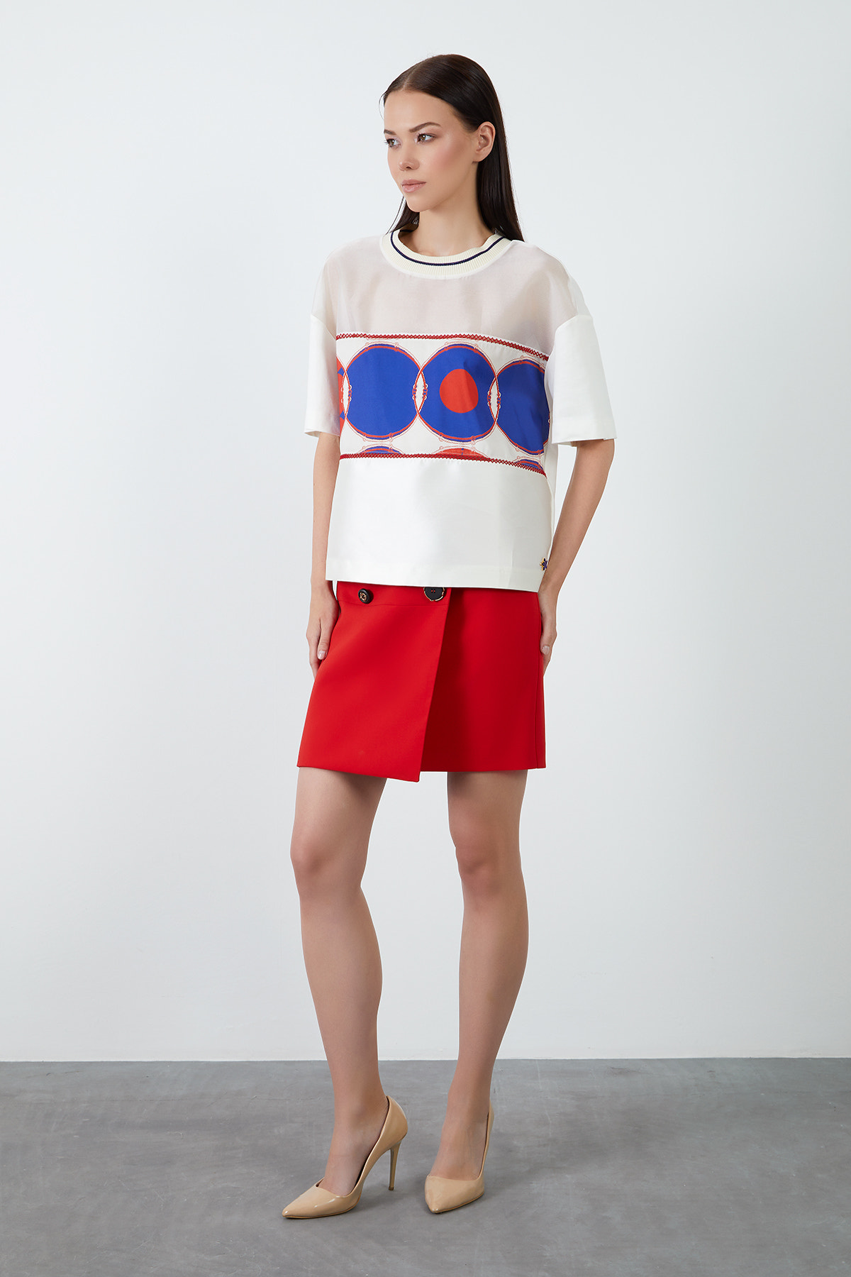 Dikiş Detaylı Triko Yaka Üst Beden Transparan Bluz