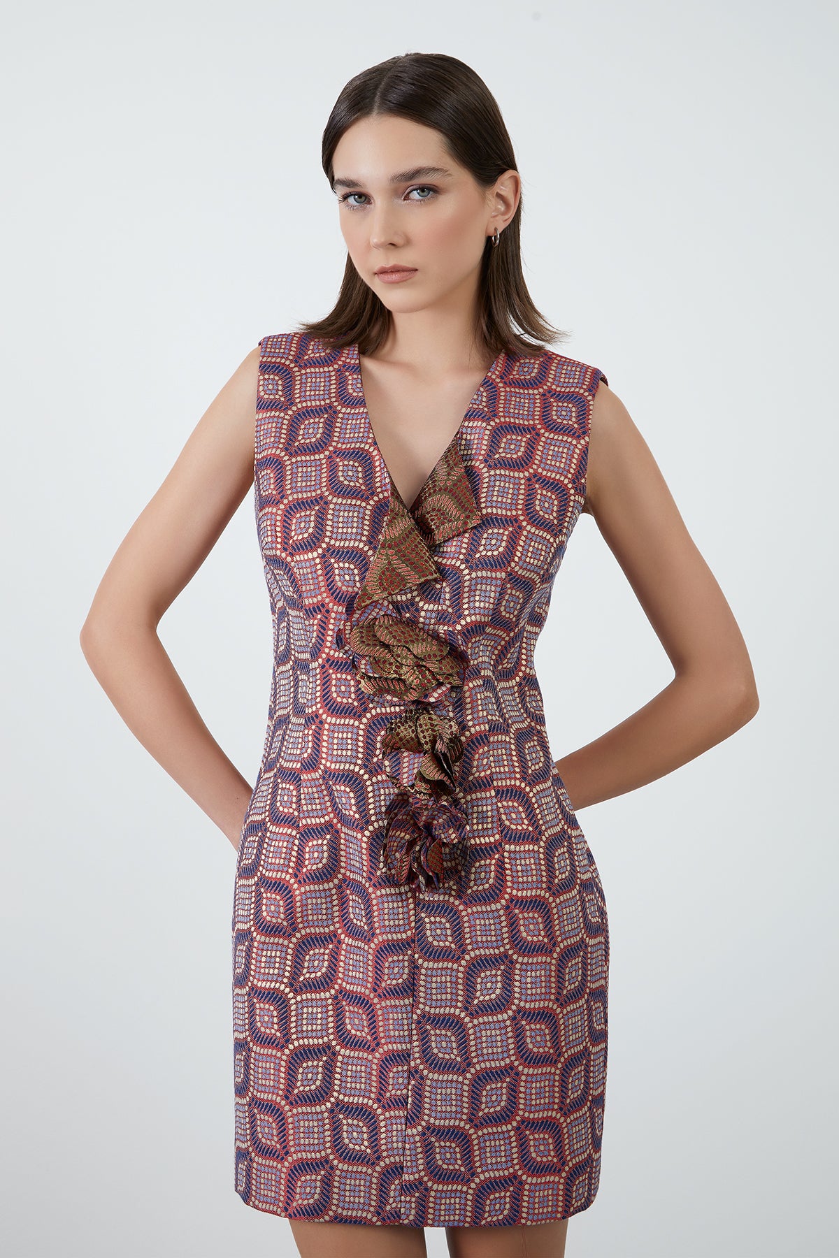 Çiçek Broş Detaylı Jakarlı Mini Elbise