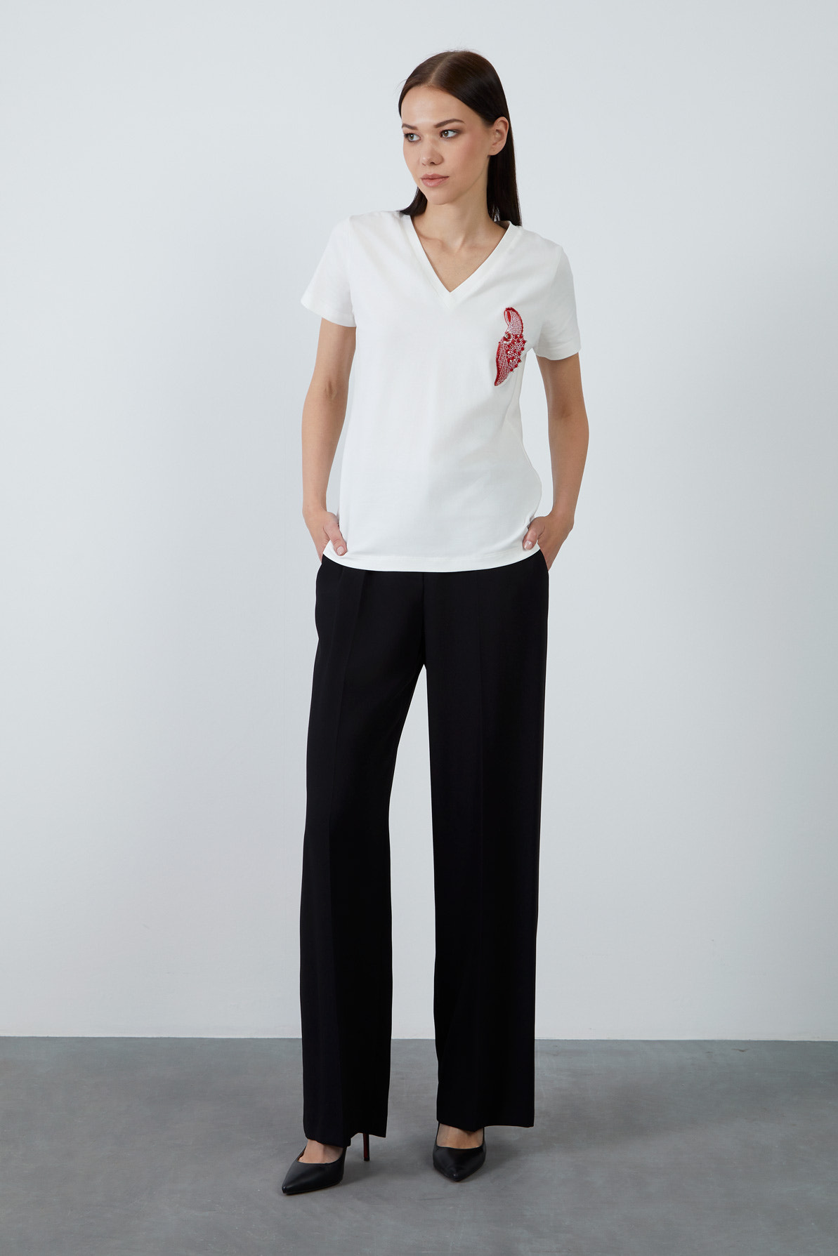 Nakış Detaylı T-shirt