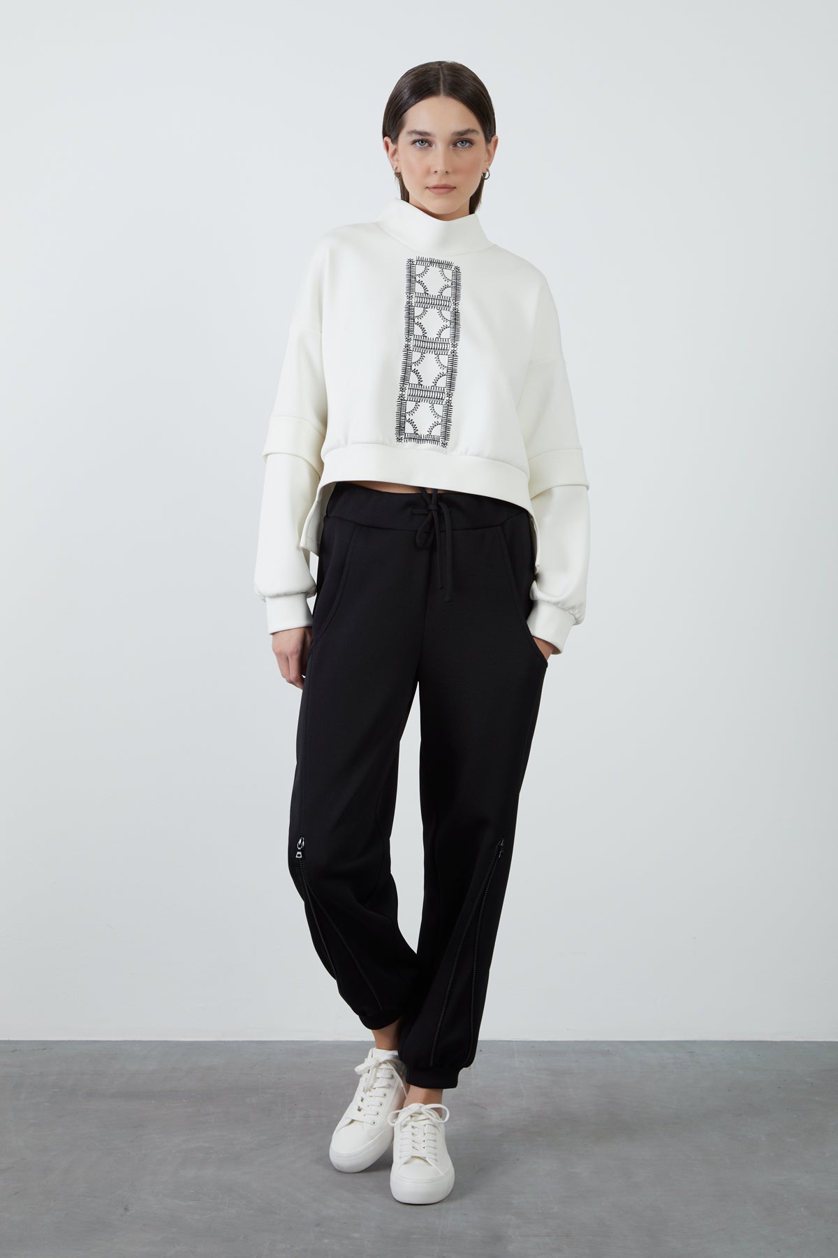 Kup Detaylı Jogger Eşofman