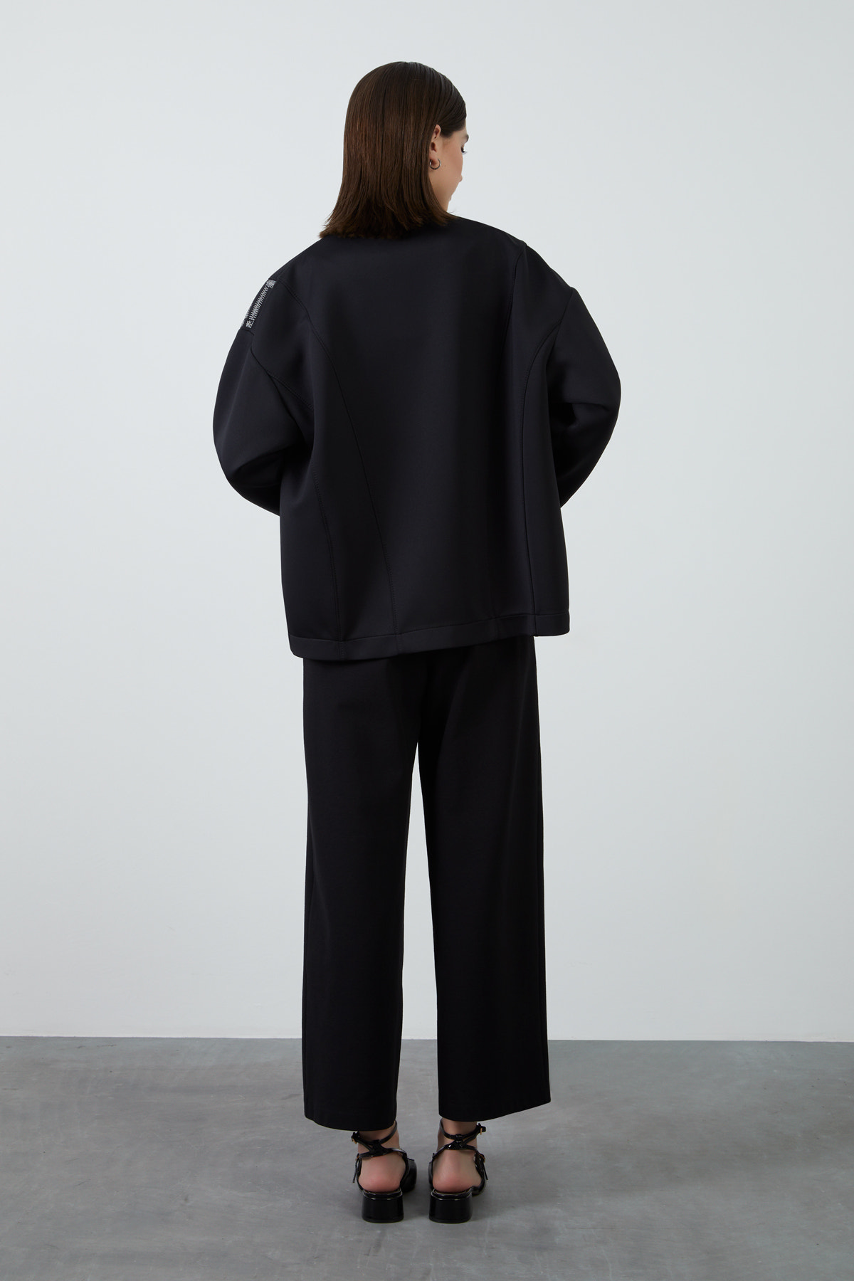 Nakış Detaylı Scuba Ceket