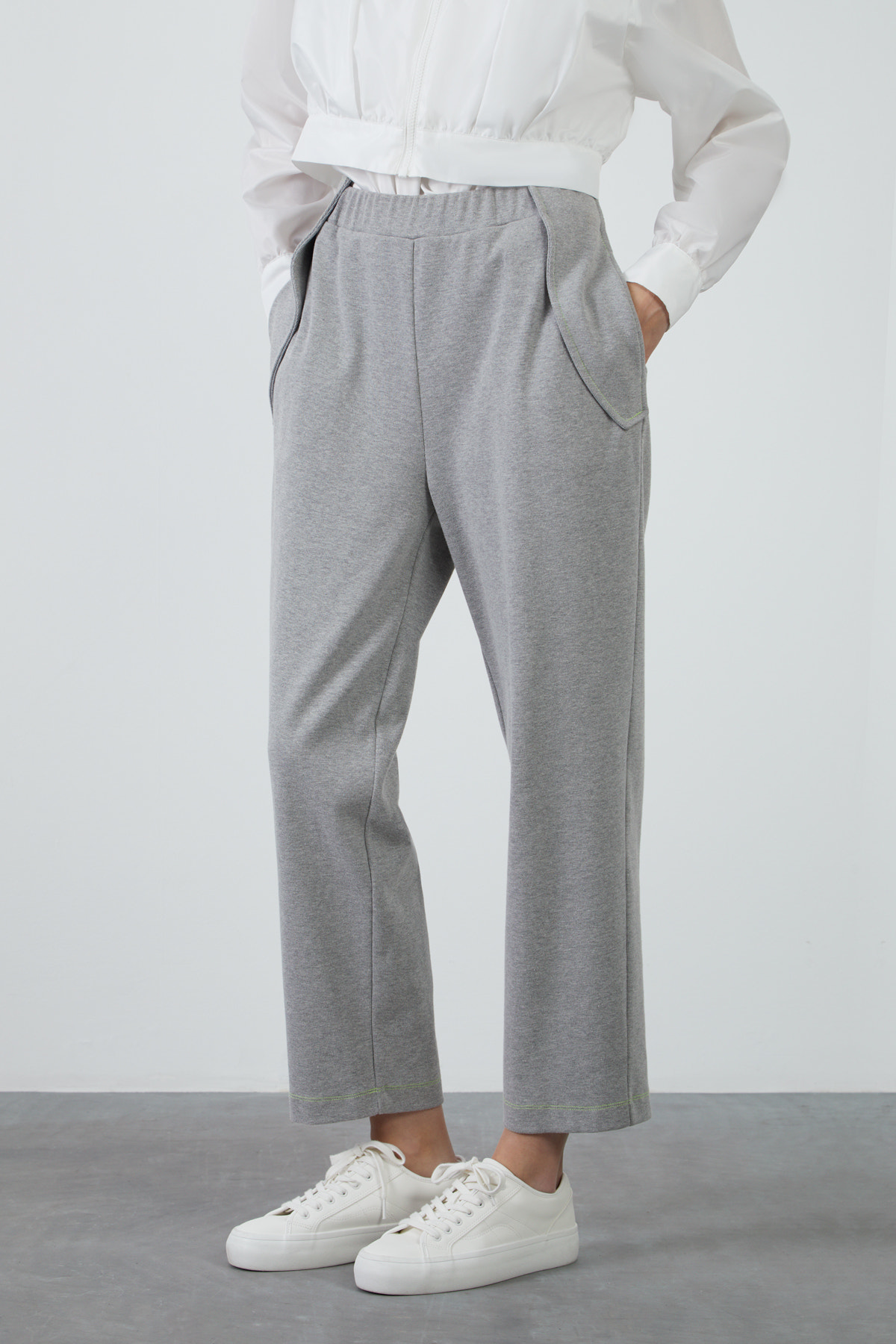 Kontrast Renk Dikişli Eşofman