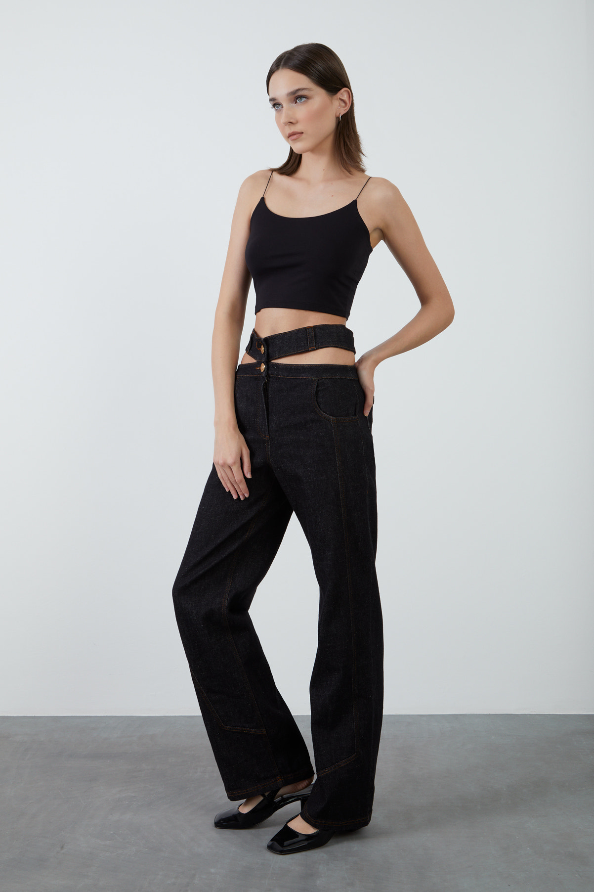 Kemer Detaylı Jean Pantolon