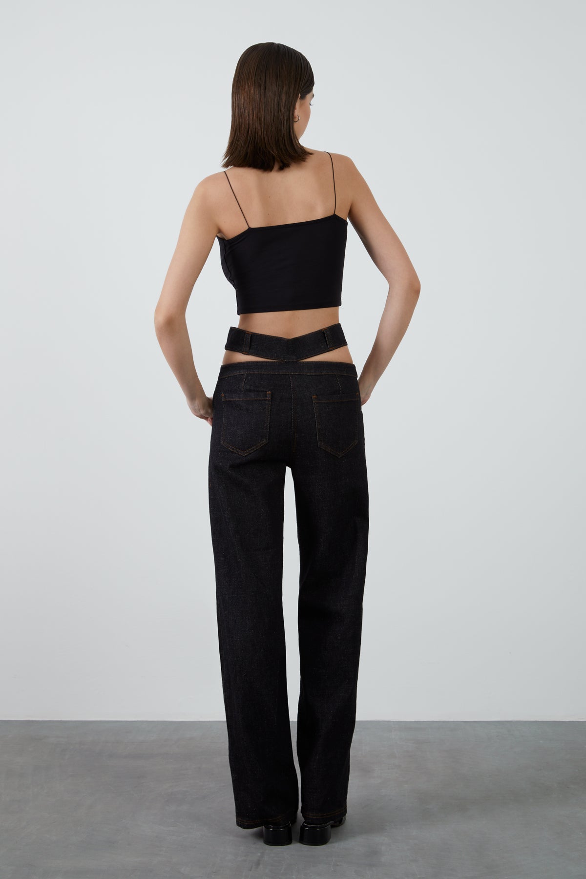 Kemer Detaylı Jean Pantolon