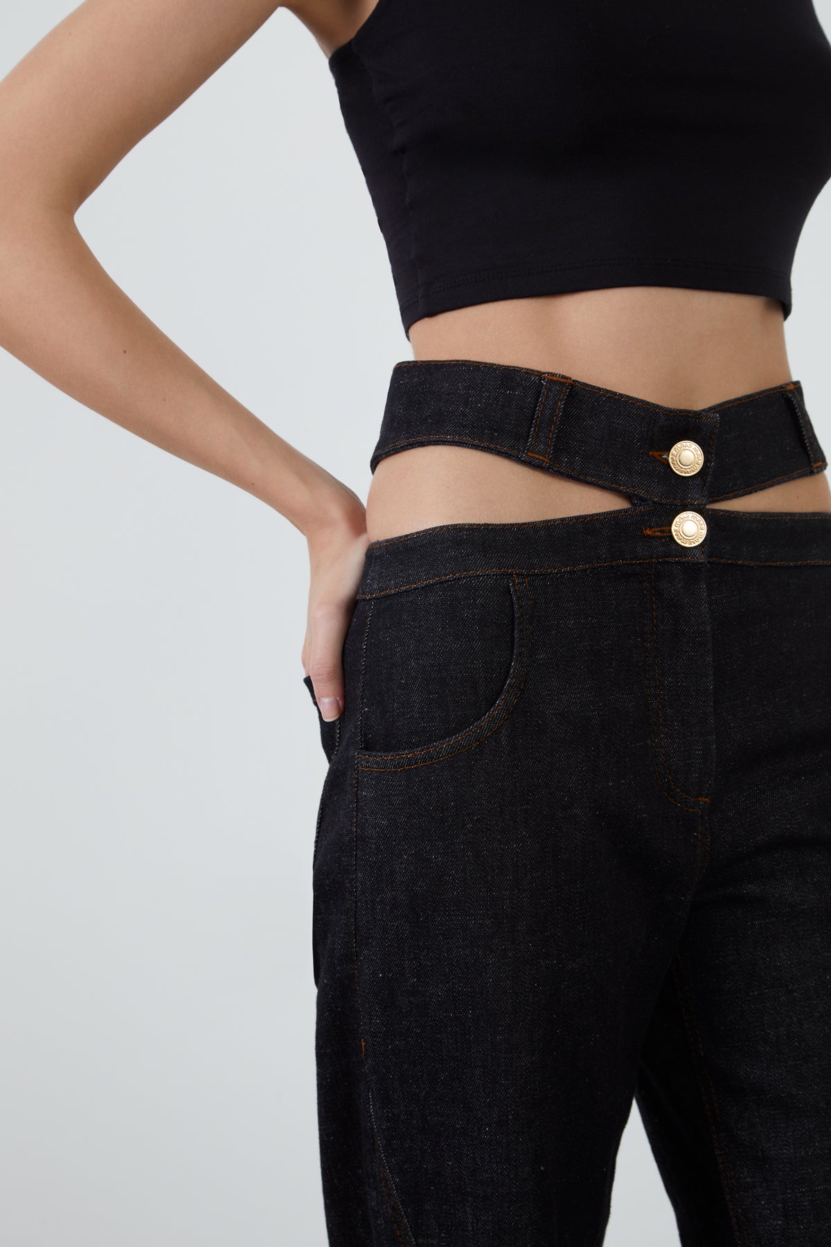 Kemer Detaylı Jean Pantolon