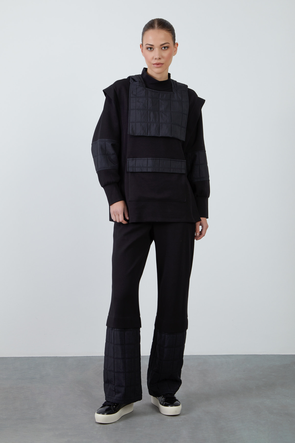 Beli Lastikli Rahat Kesim Örme Haki Eşofman Takımı