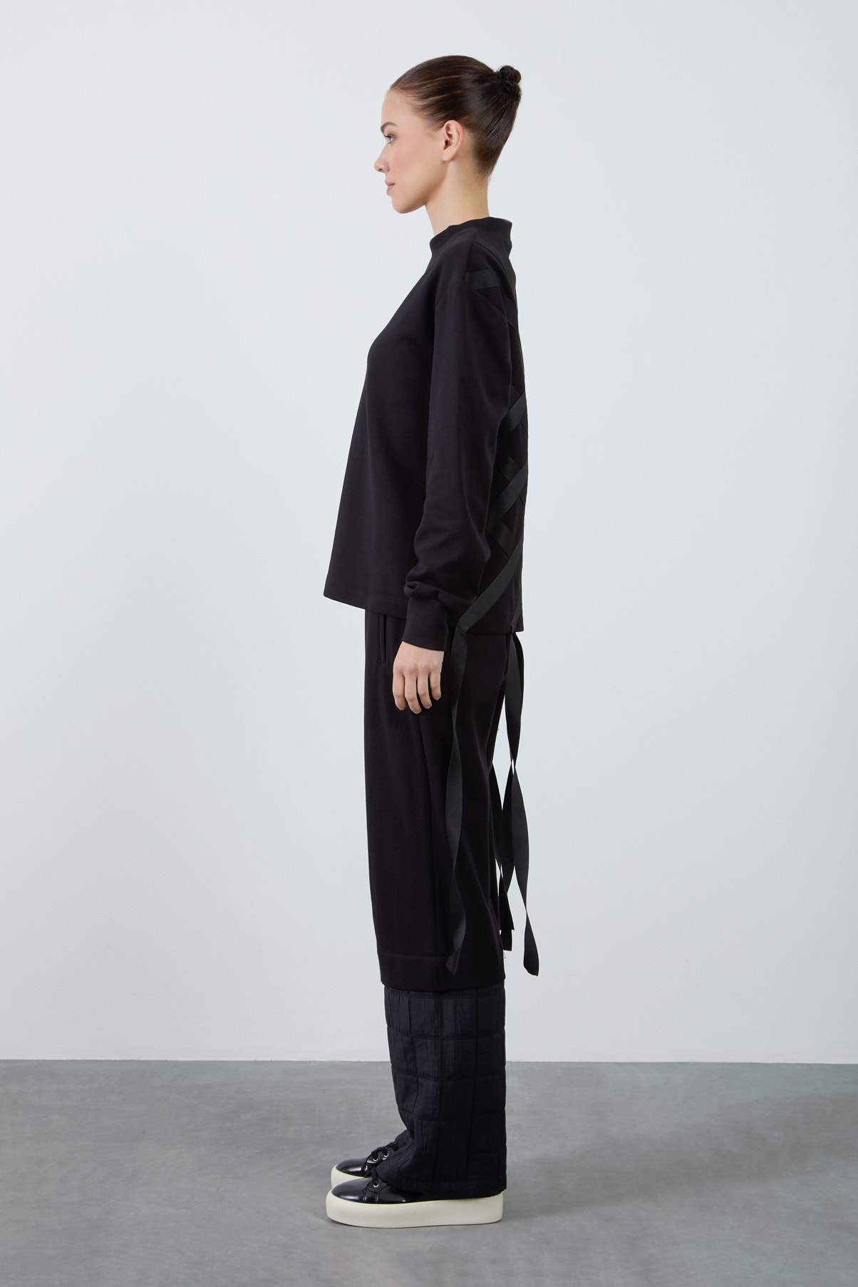 Bisiklet Yakalı Rahat Kesim Sweatshirt